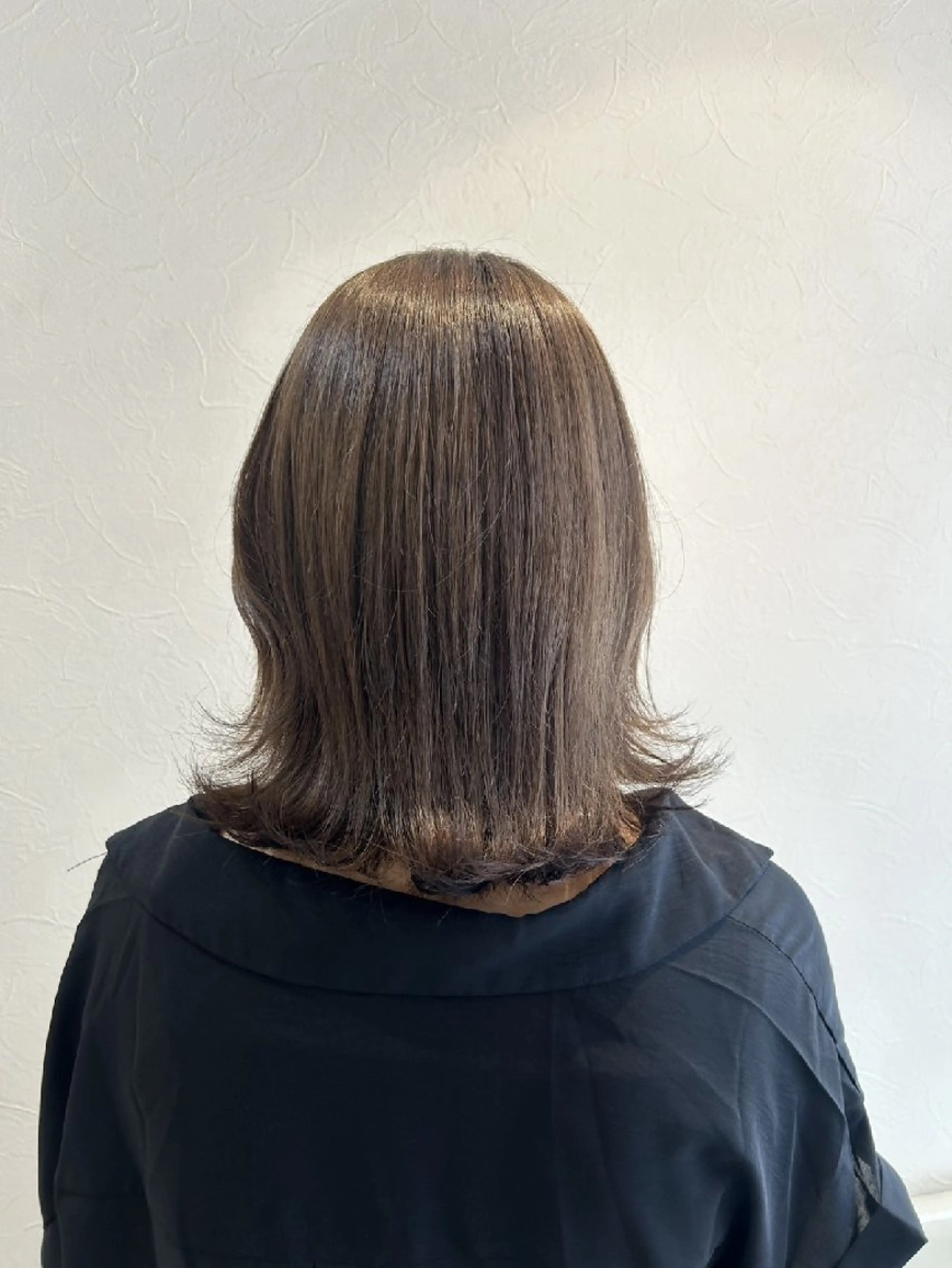 ミディアム 樋口 捷のヘアスタイル