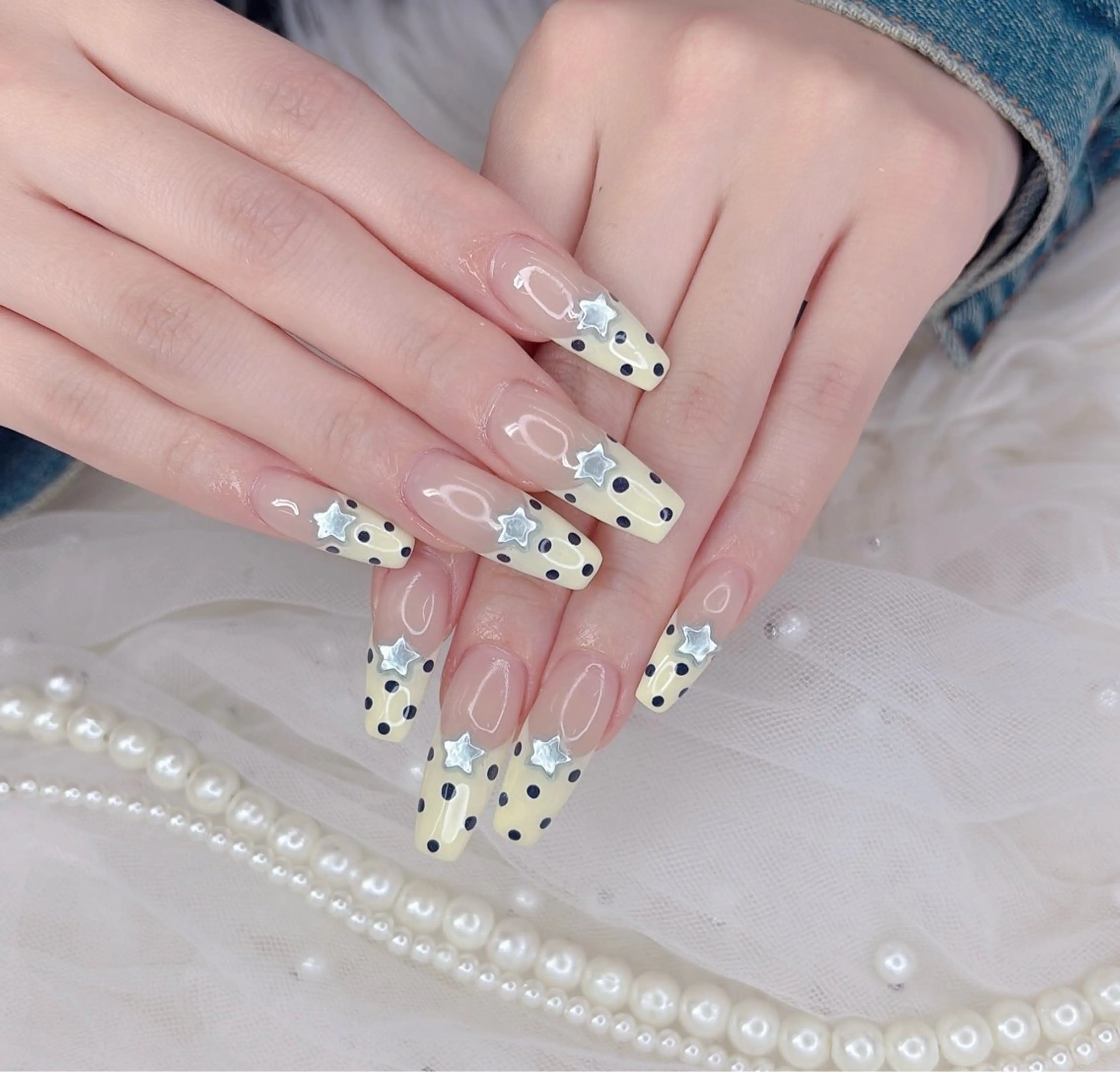 ネイル ハンドネイル フットネイル ハンドケア R salonのネイルデザイン