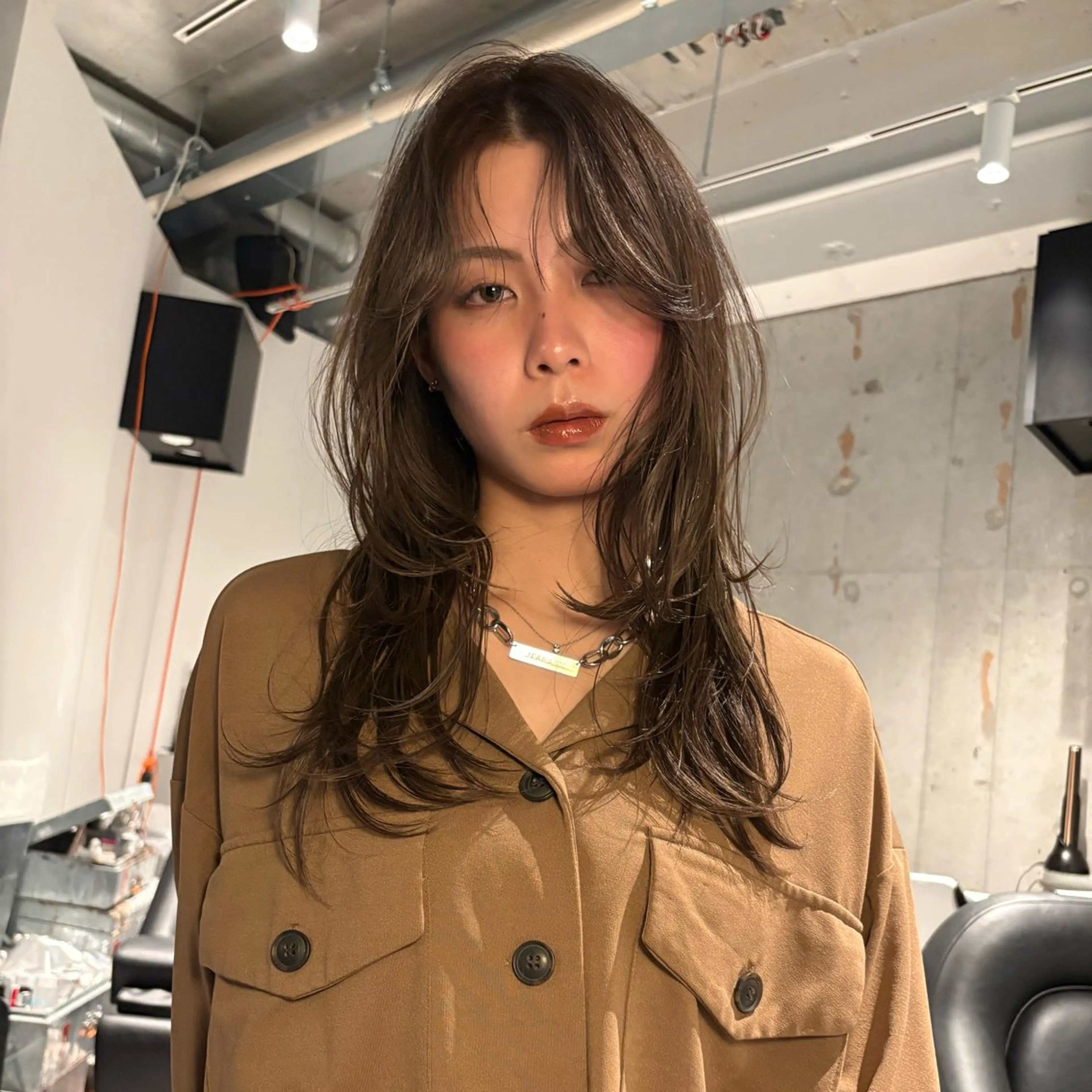 ロング カラー sity.　天神　大名所属・ブリーチなしカラー 暖色カラーのヘアスタイル