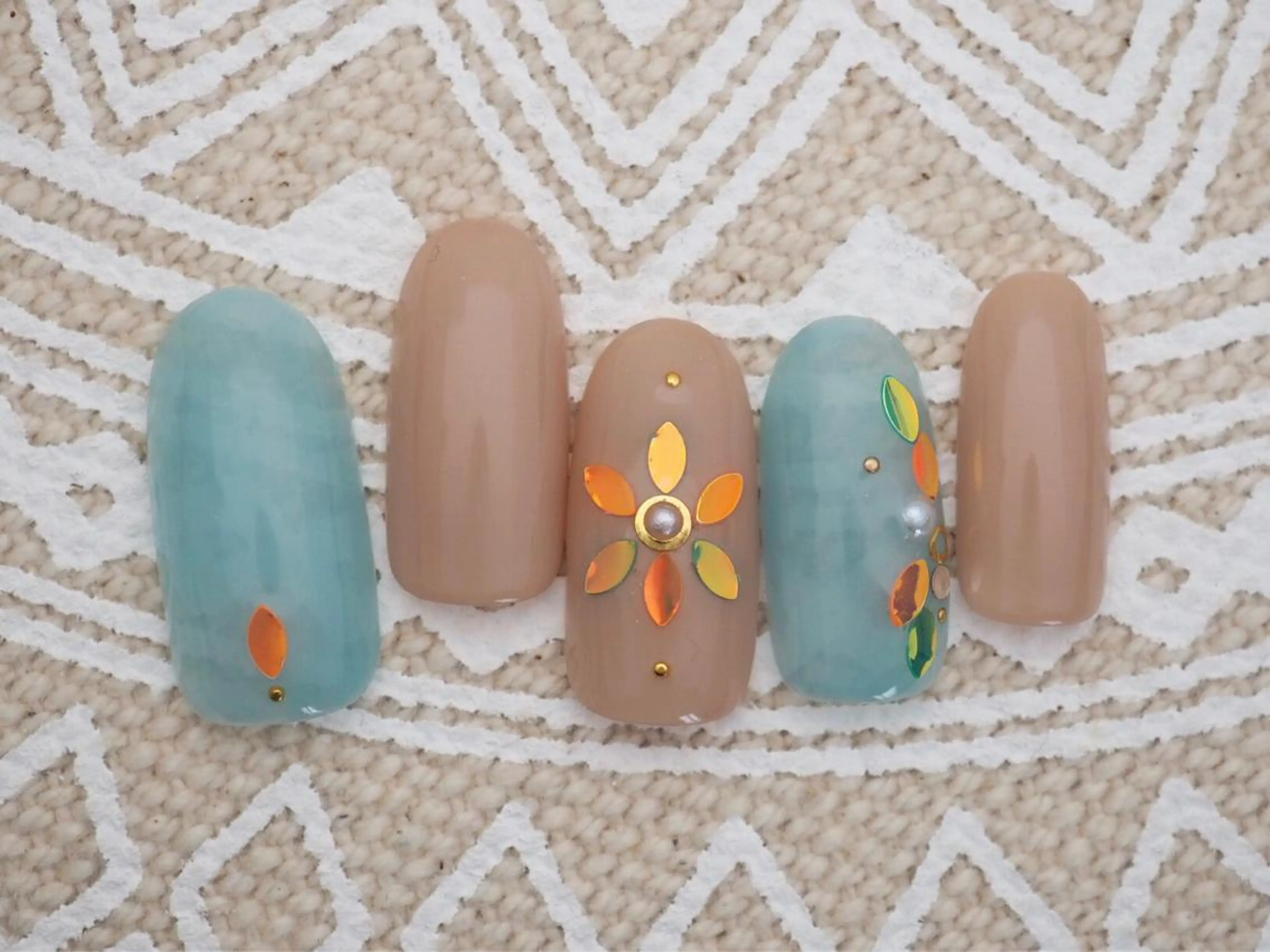 ネイル トップネイリスト Ribbon立川店のネイルデザイン