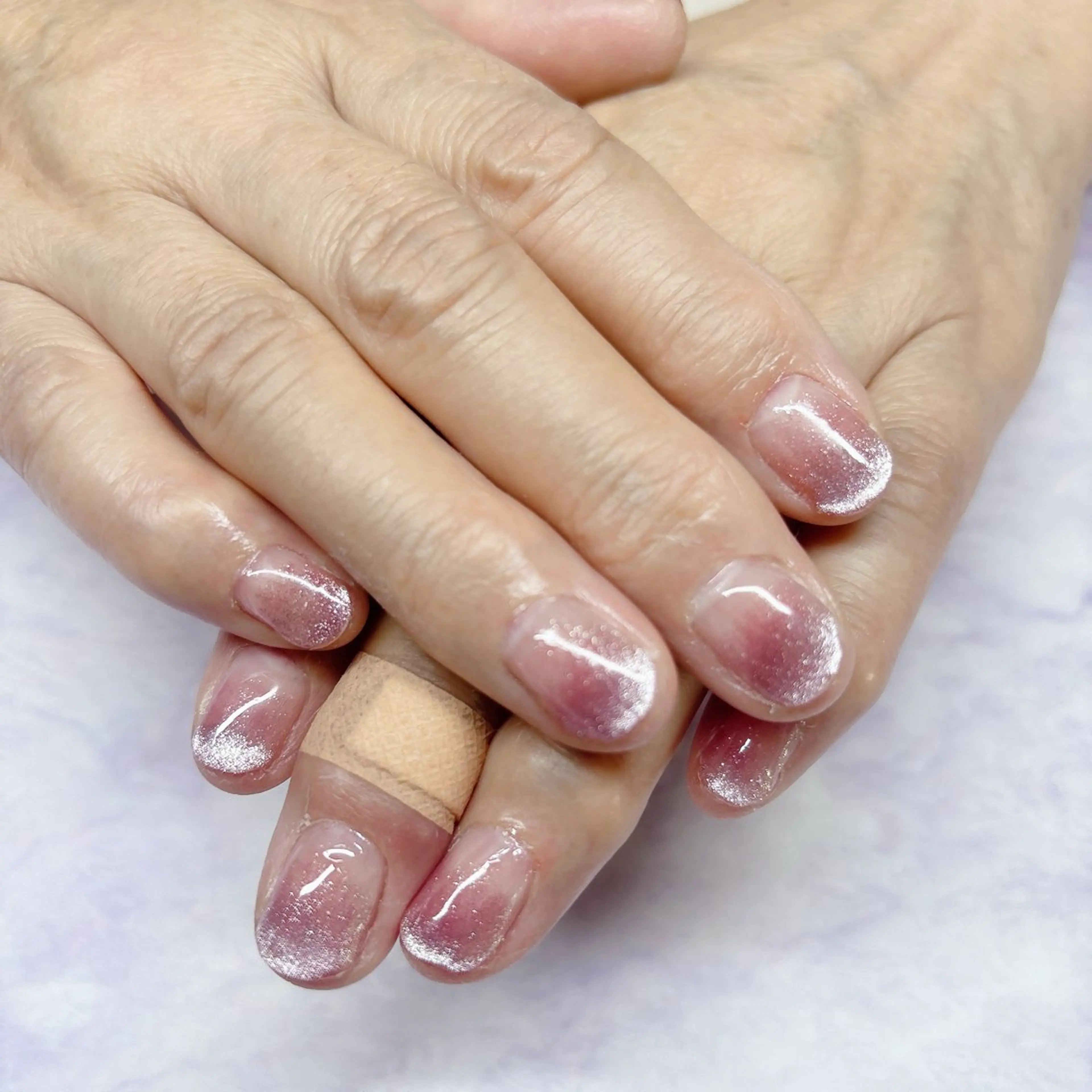 ネイル グラデーション マグネットネイル MYu Beauty Salon  MAIのネイルデザイン