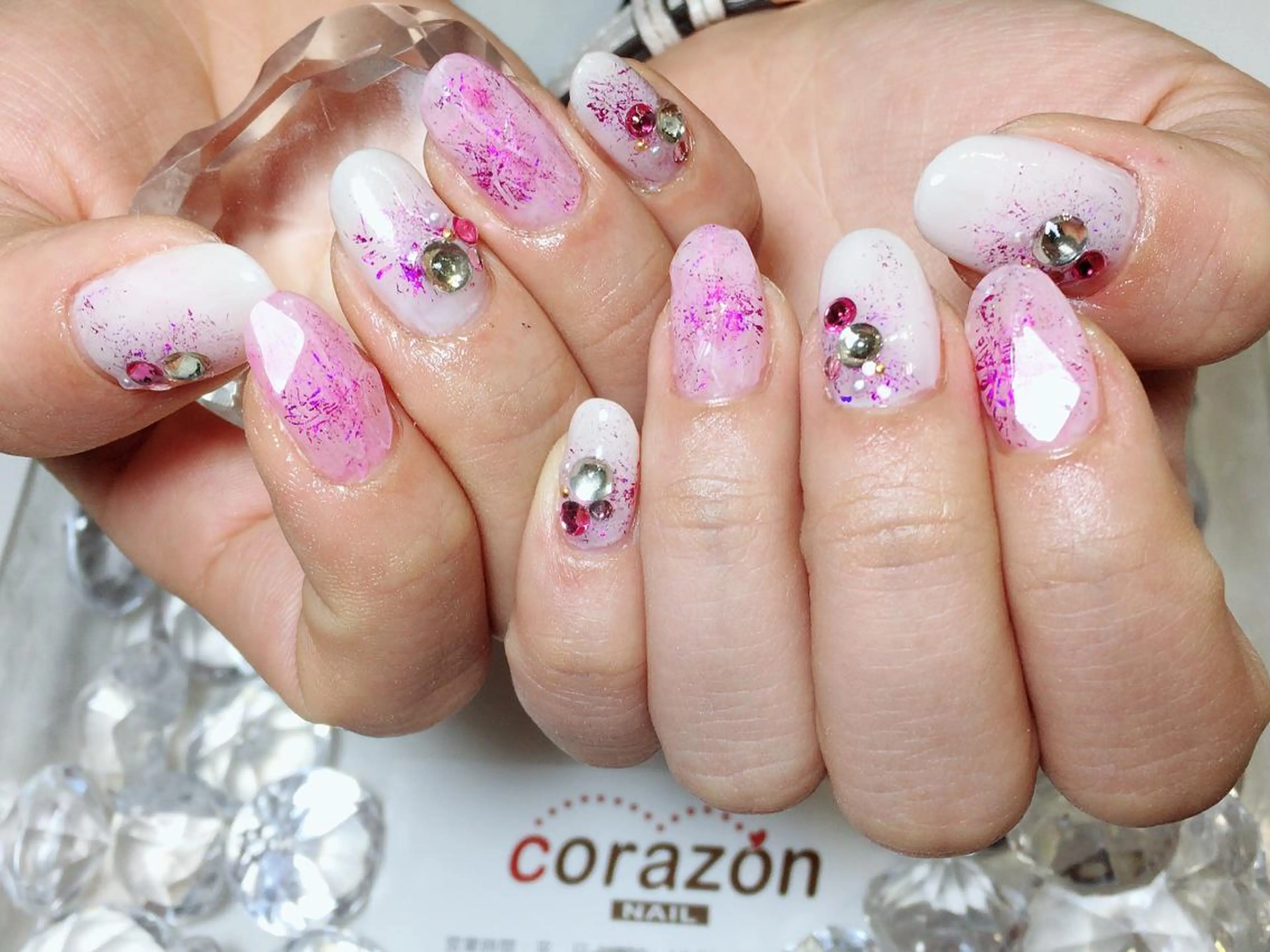 ネイル corazon所属・ネイリスト aicoのネイルデザイン