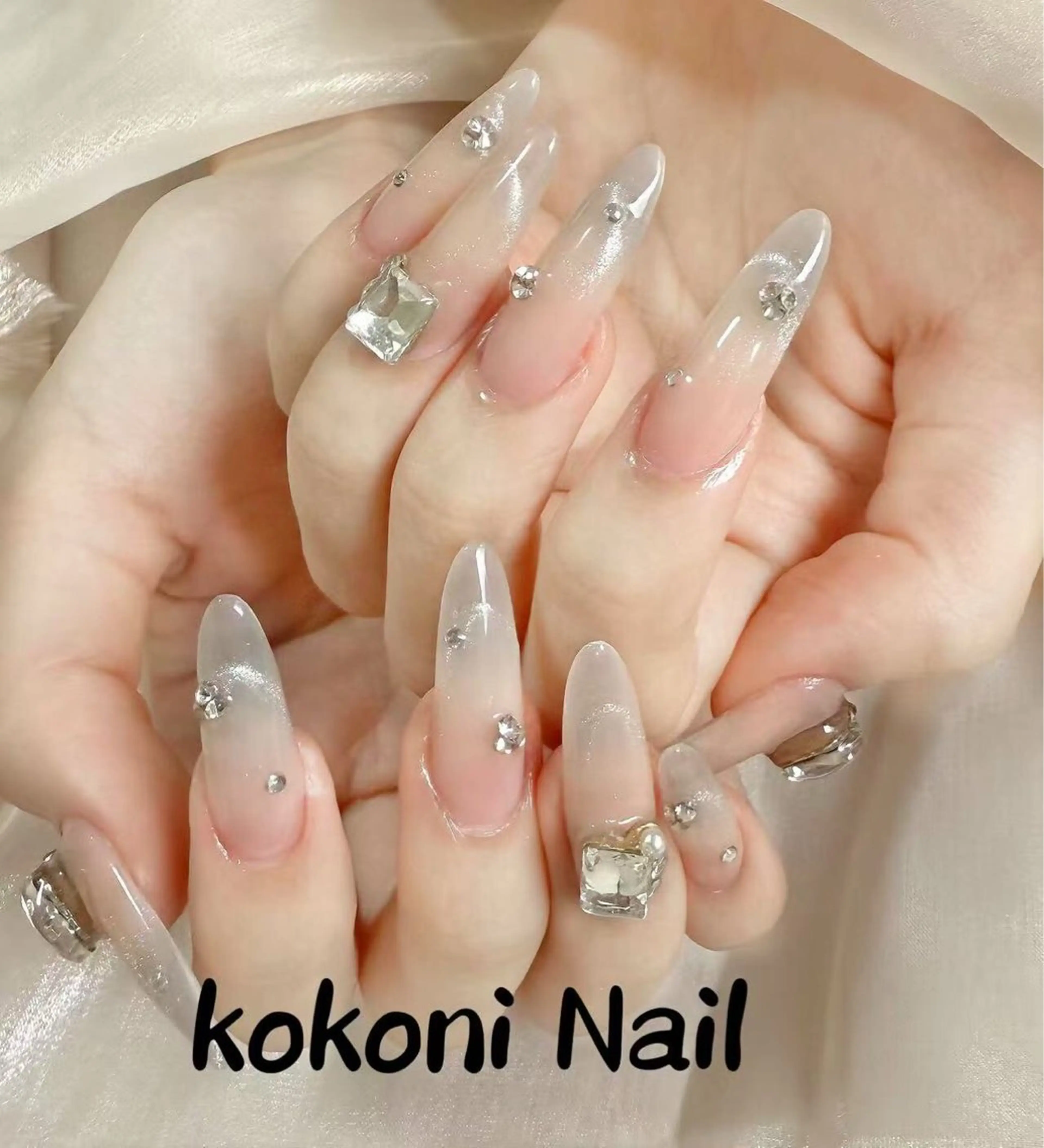 ネイル ハンドネイル 小 雨のネイルデザイン