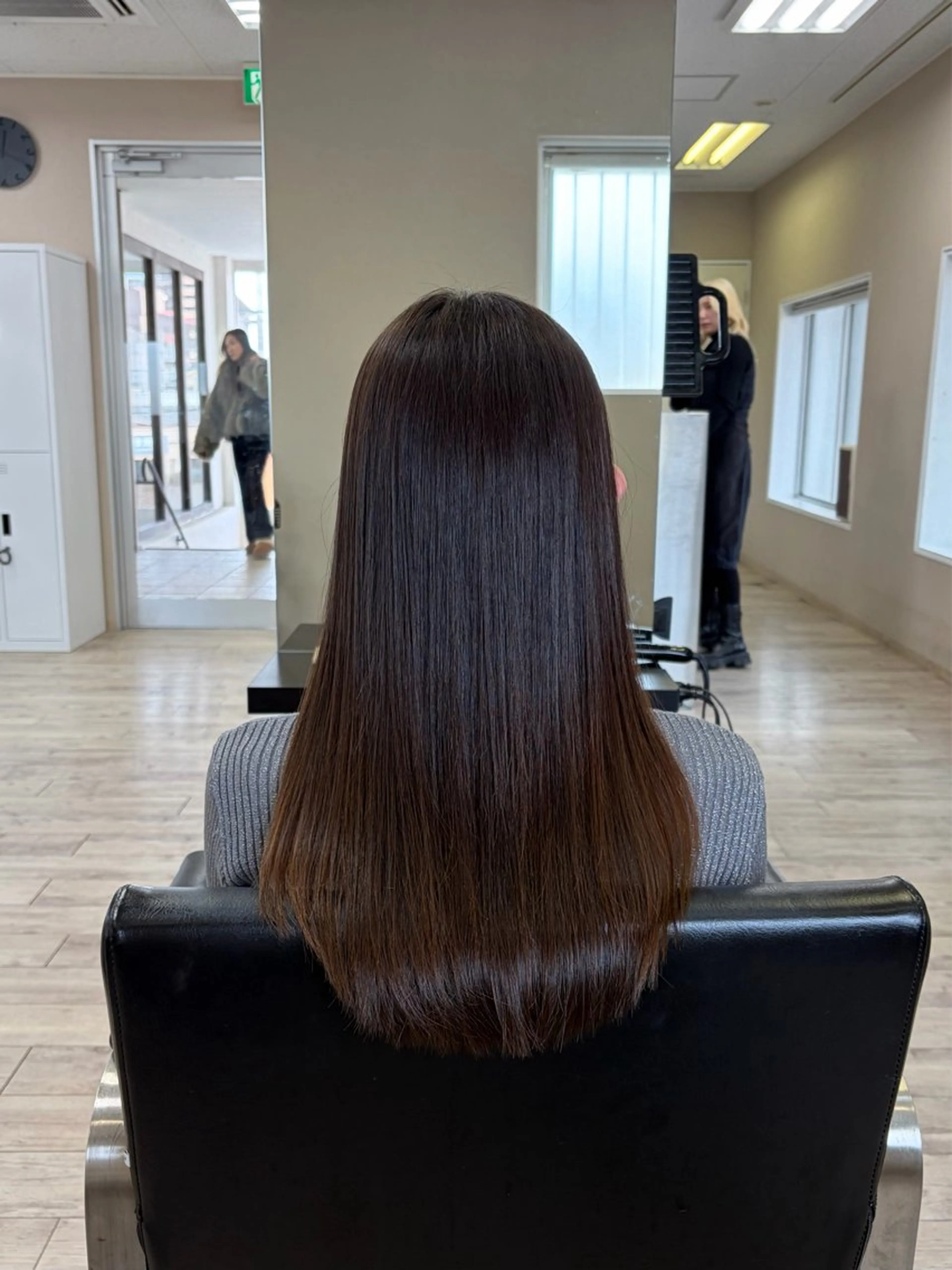 ロング Honoka (ほのか)のヘアスタイル