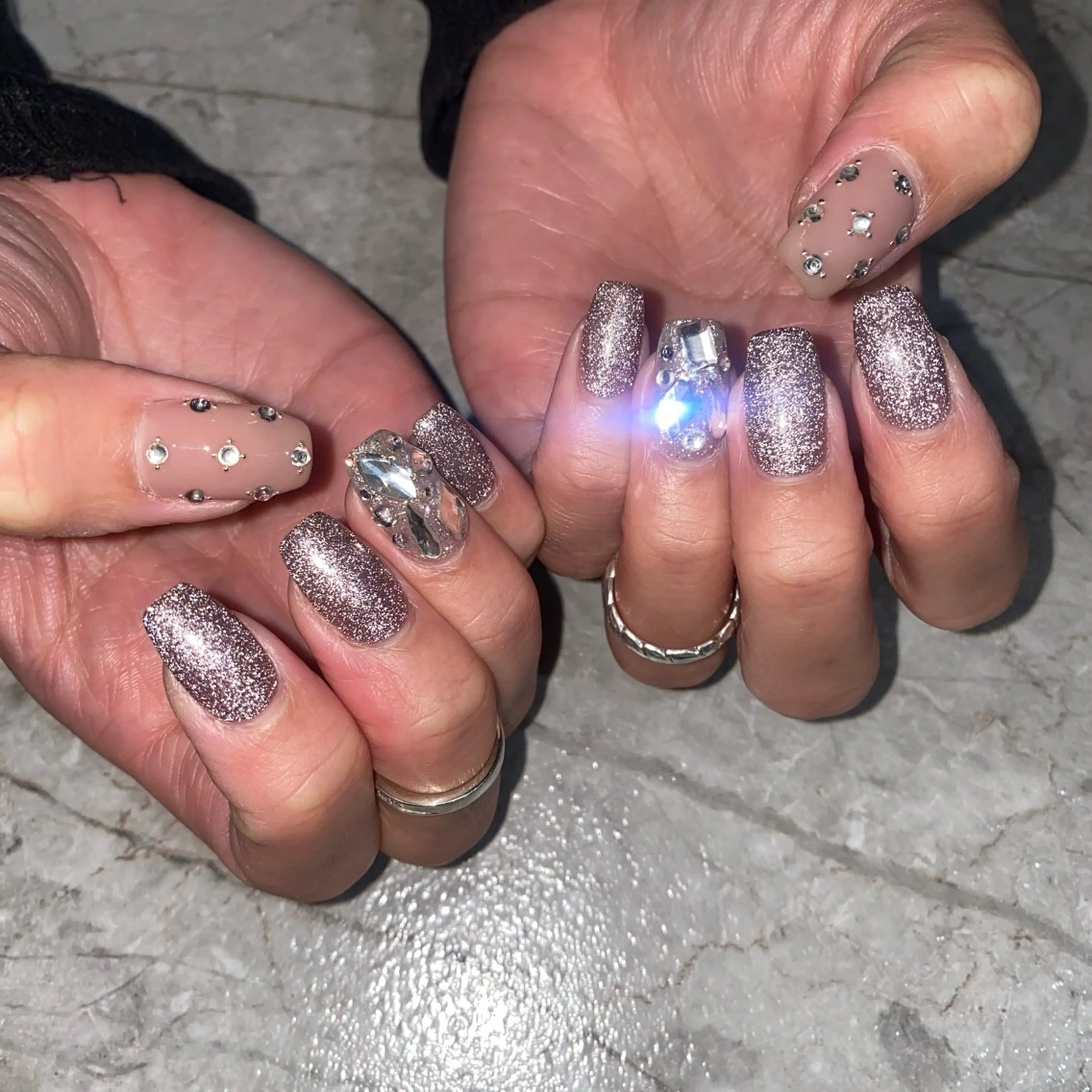 ネイル REINA W【今福鶴見店】のネイルデザイン