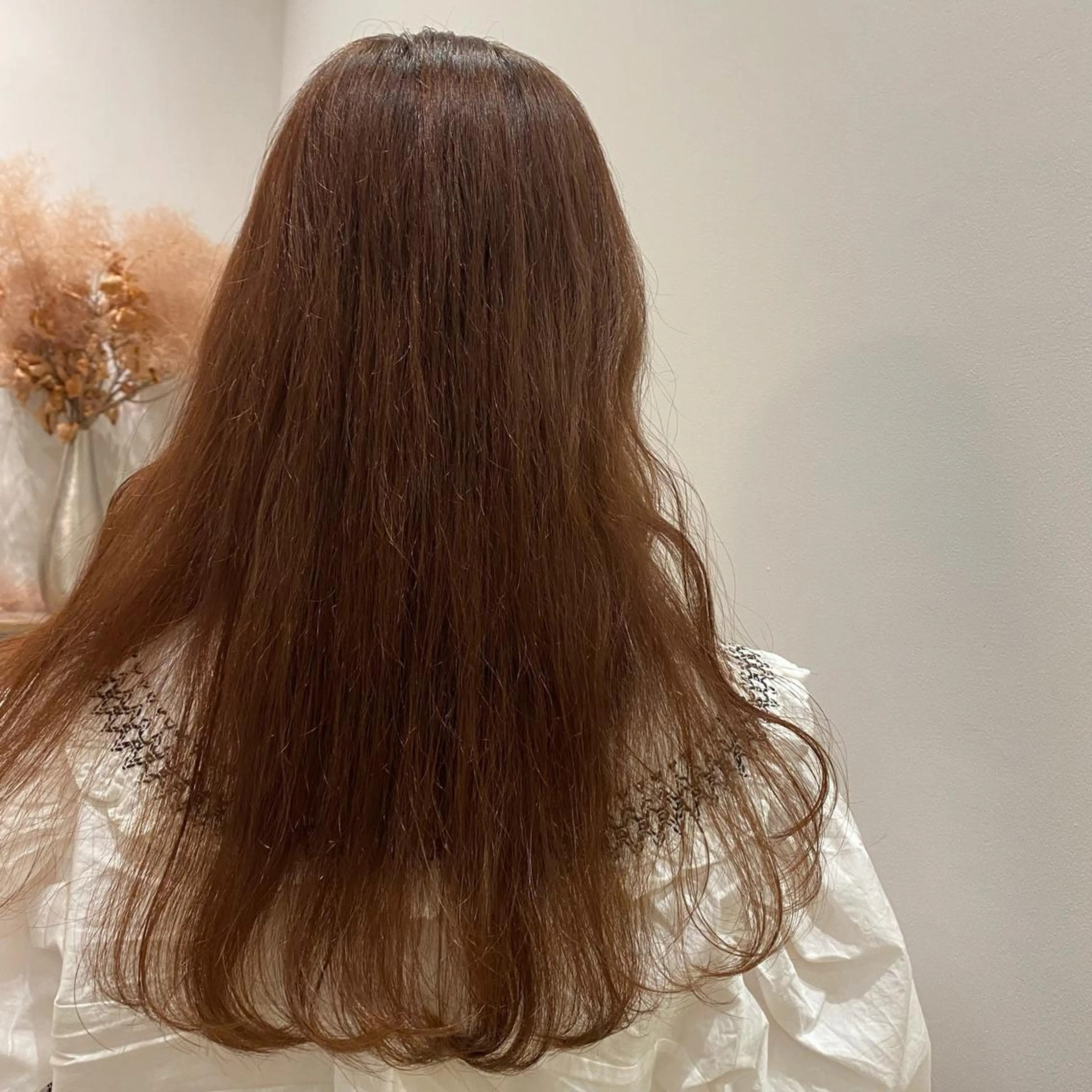 カラー ブリーチ ブラウンカラー ピンクカラー 増井 彩乃のヘアスタイル