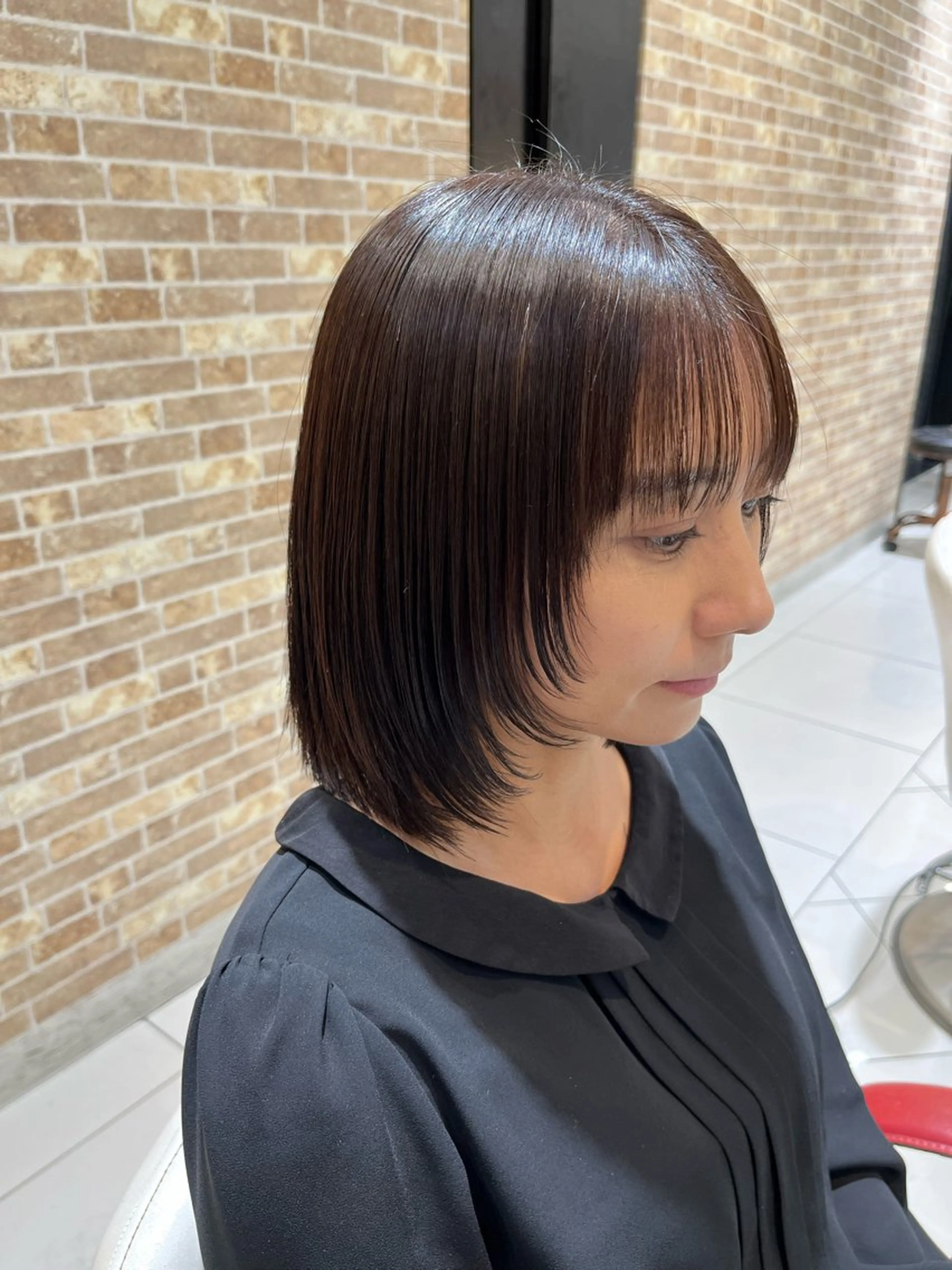 ミディアム カラー ハッシュカット レイヤーカット アース 新越谷店💇‍♀️のヘアスタイル