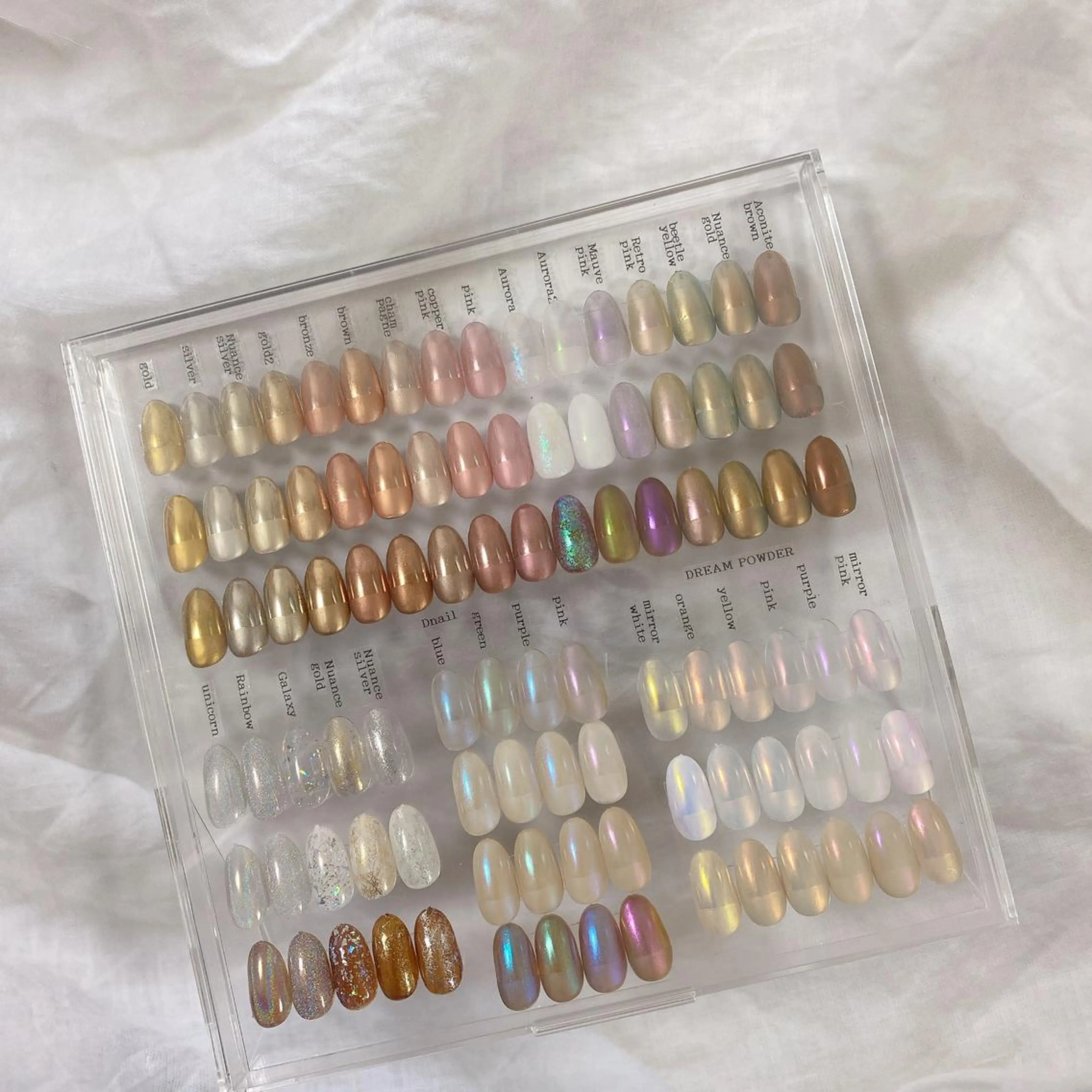 ネイル ミラーネイル SOL NAILのネイルデザイン