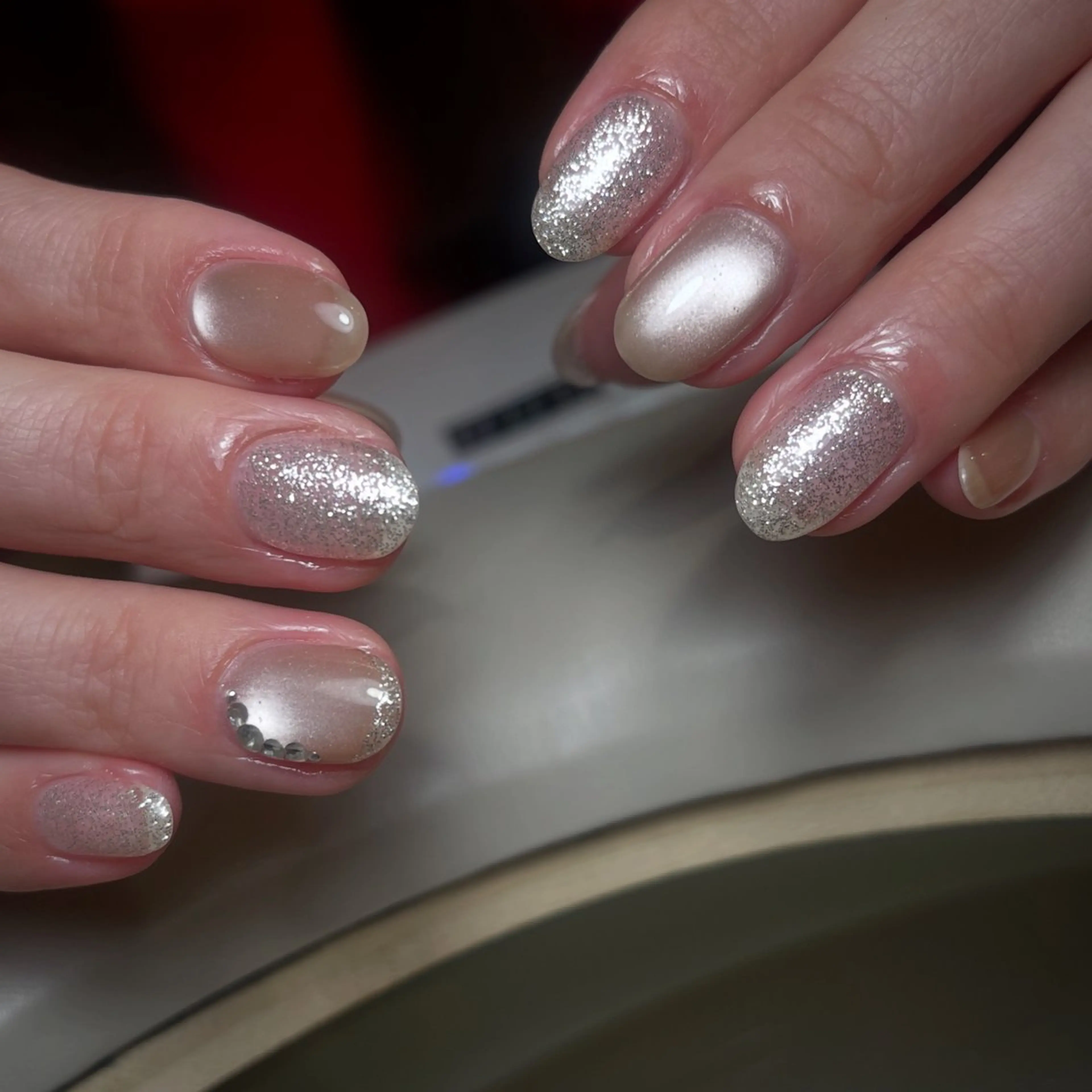 ネイル キラキラネイル マグネットネイル ハンドネイル r'e blanc wakaのネイルデザイン