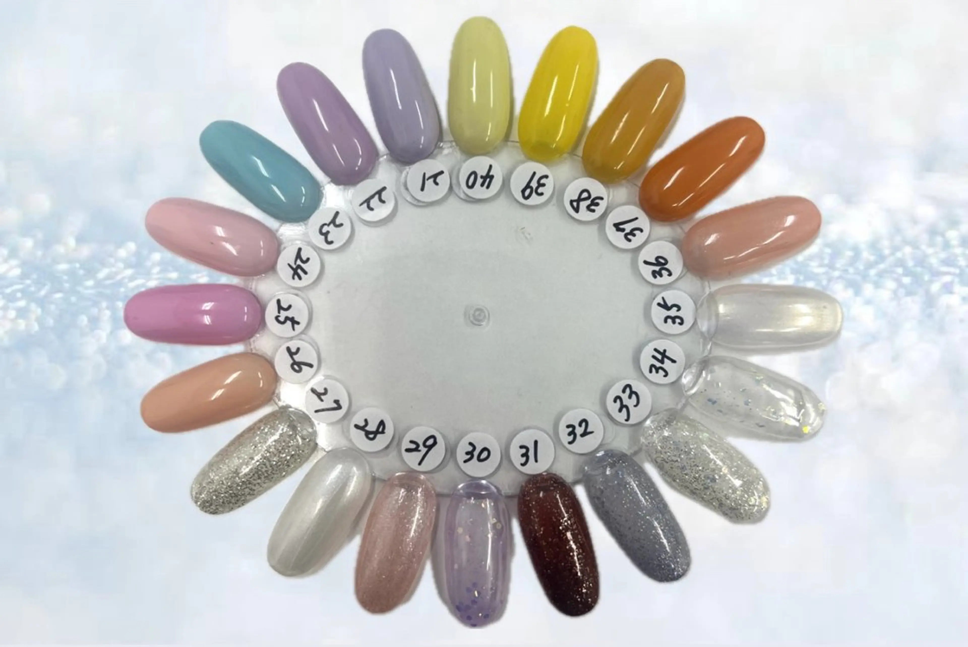 ネイル セプトアカデミー 金本のネイルデザイン