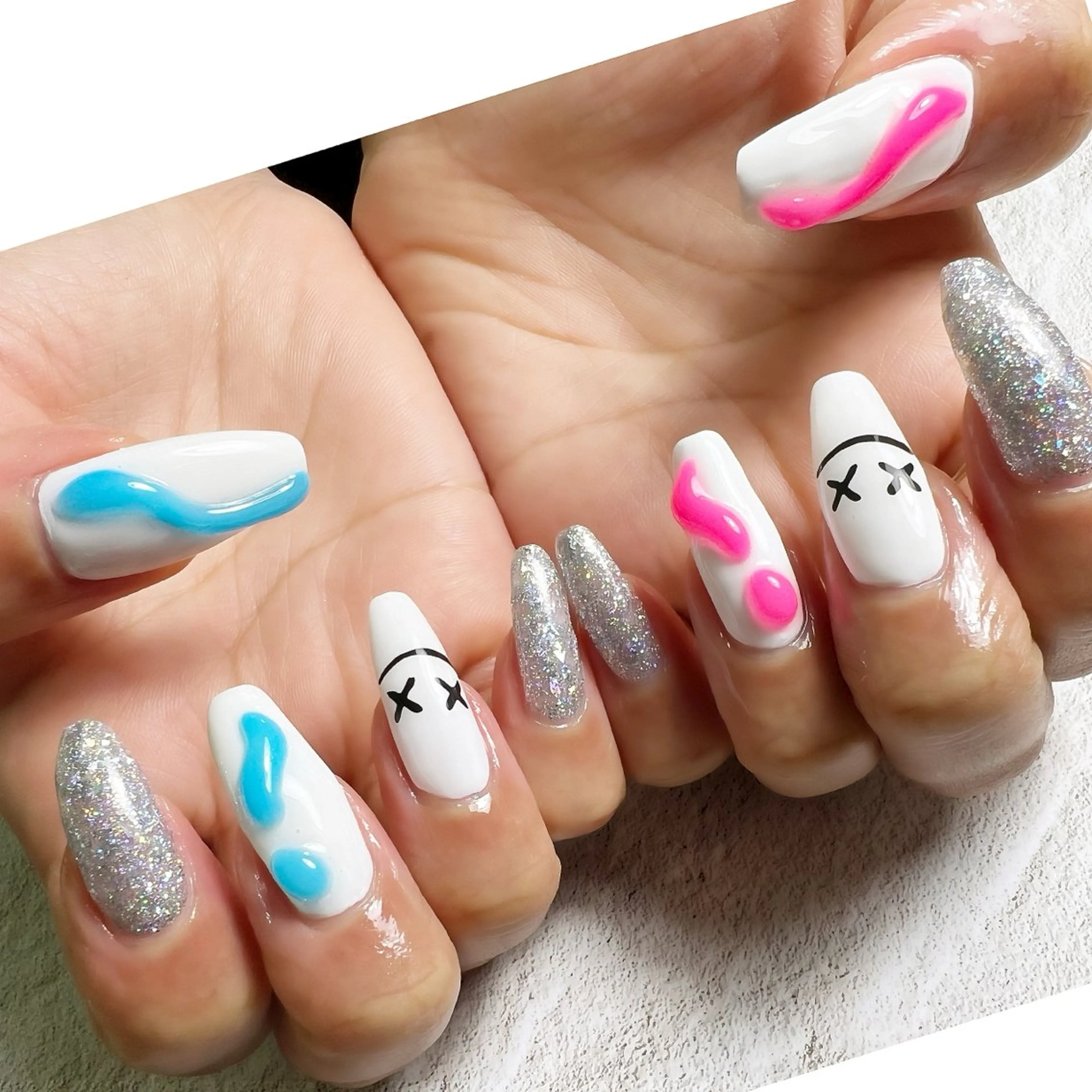 ネイル ハンドネイル フットネイル NAILsalon Laki(ラキ)のネイルデザイン