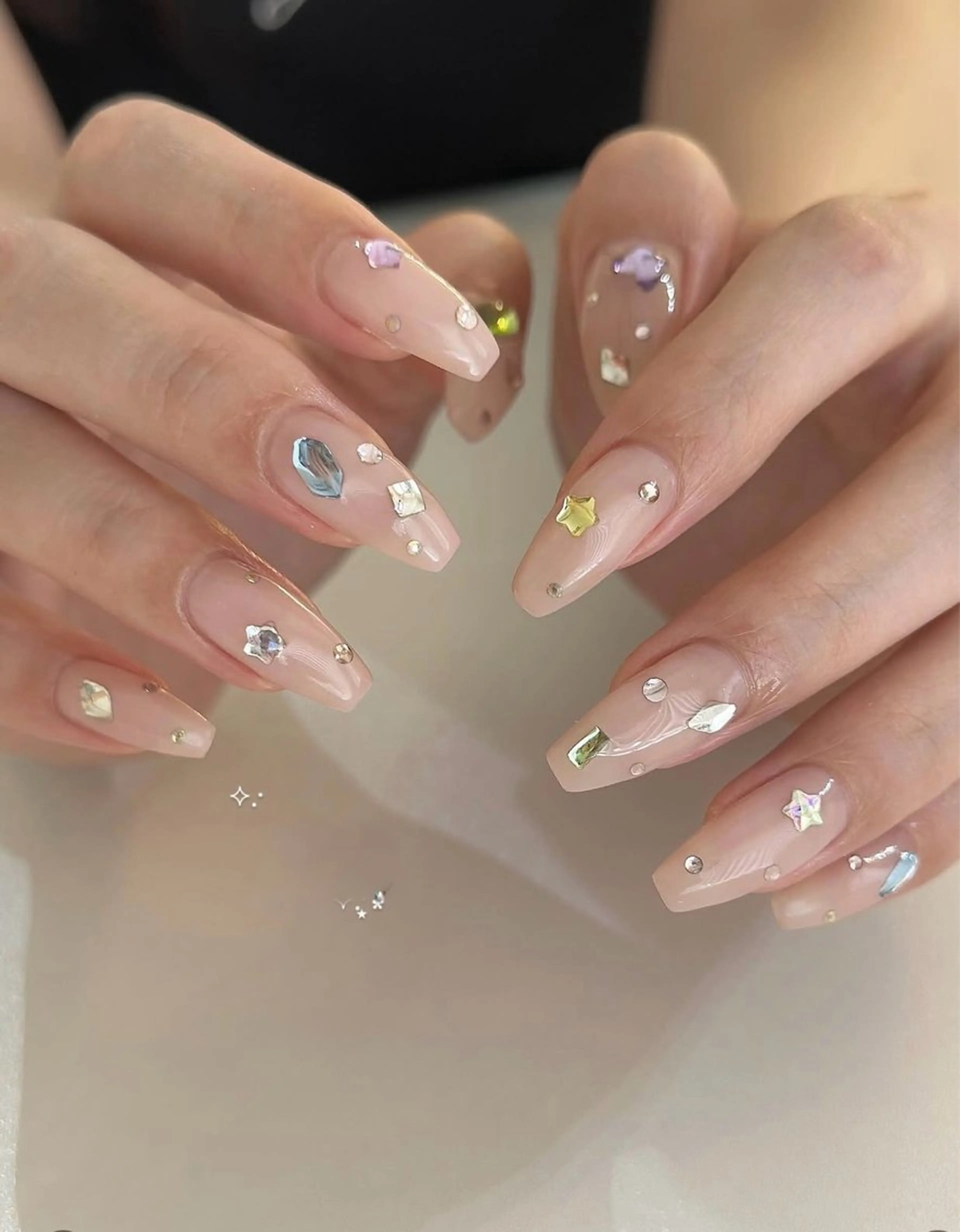ネイル ボルドー ブラウン チークネイル ドット フットネイル yurinail所属・yuri nail 高田馬場のネイルデザイン