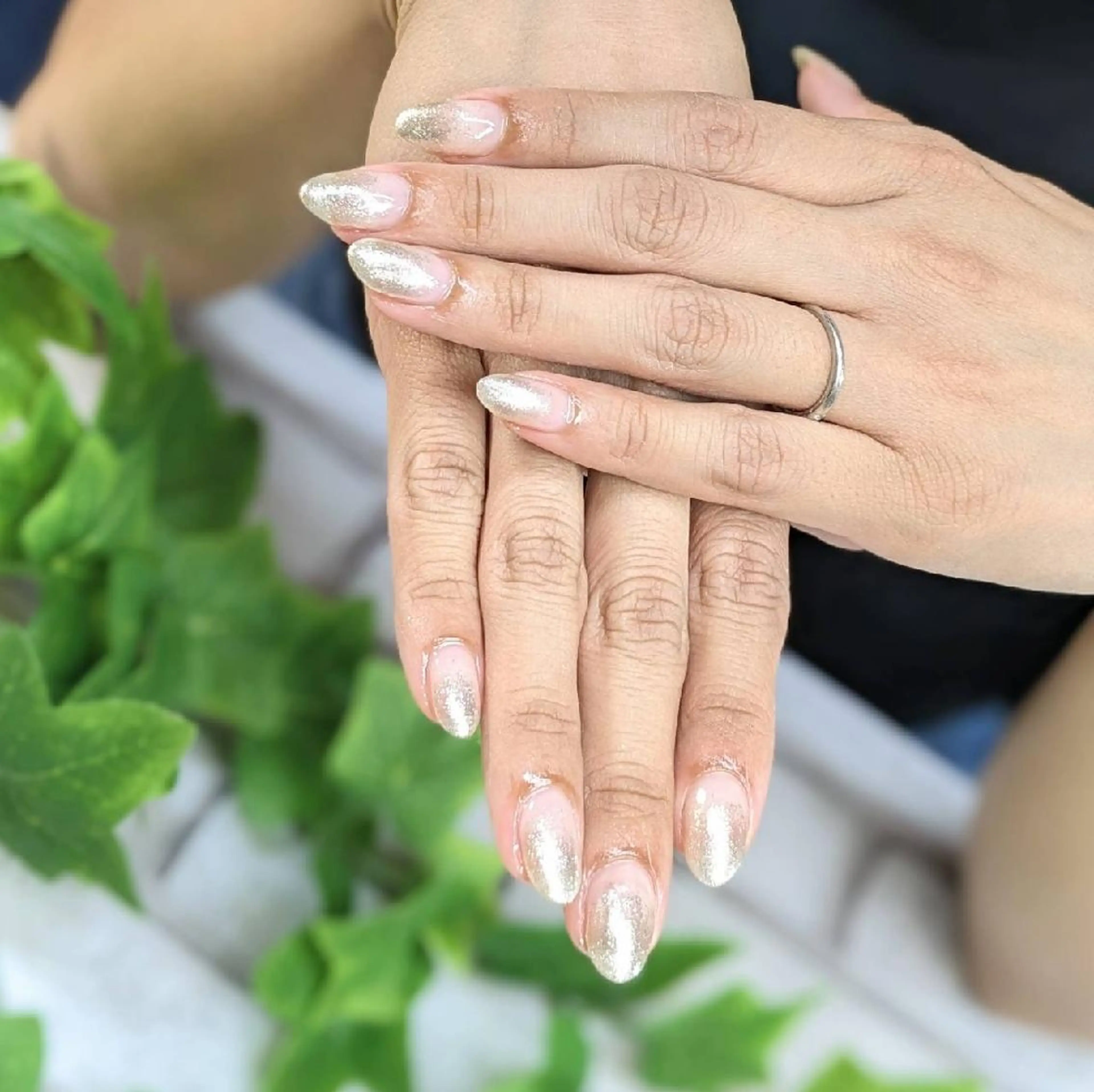 ネイル ゴールド グラデーション ラメ(グリッター) ラメグラデーション ハンドネイル ネイルサロンベルティ .keikoのネイルデザイン