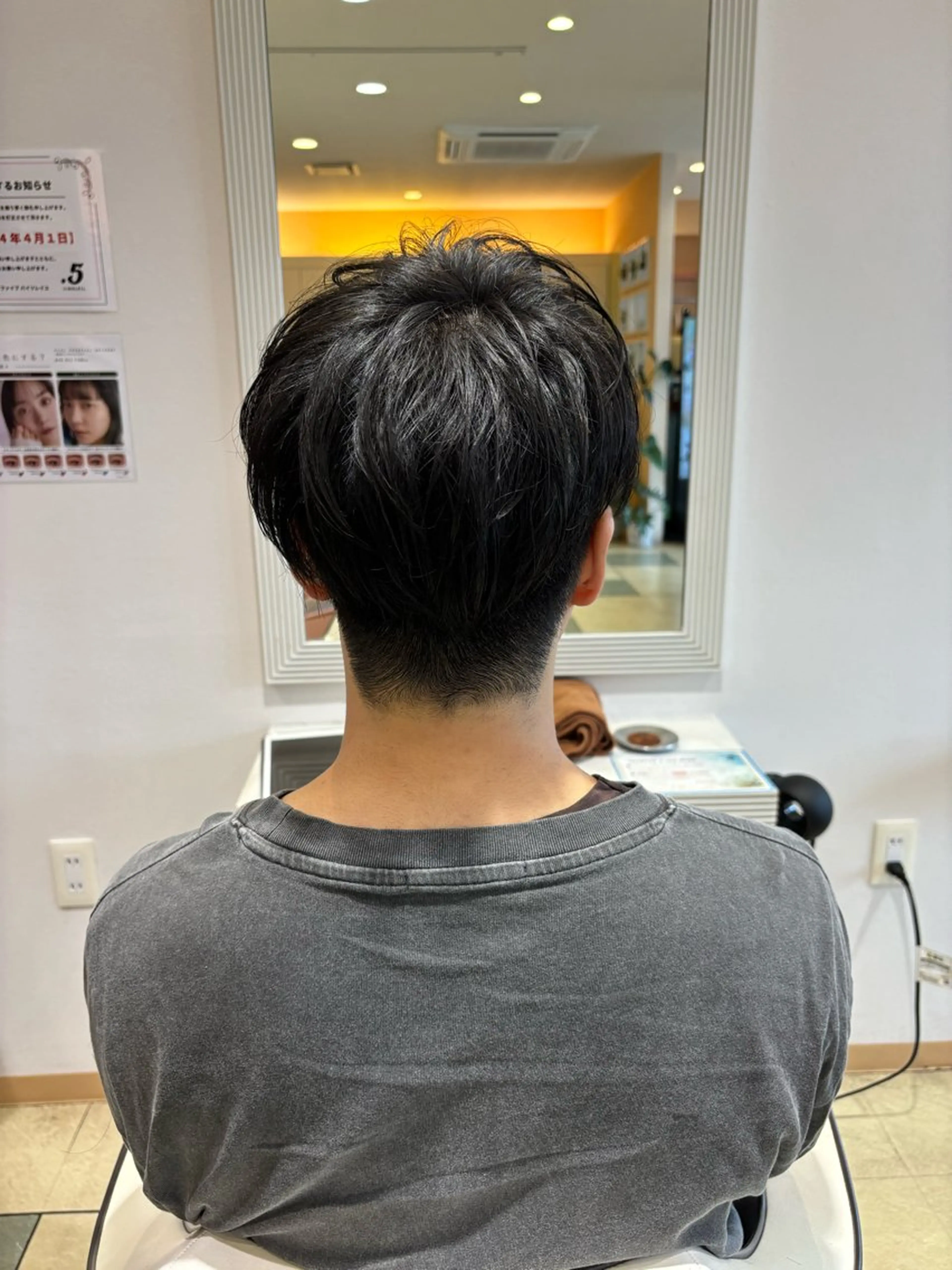 メンズ 透明感カラー/ くびれヘア/ユウユのヘアスタイル