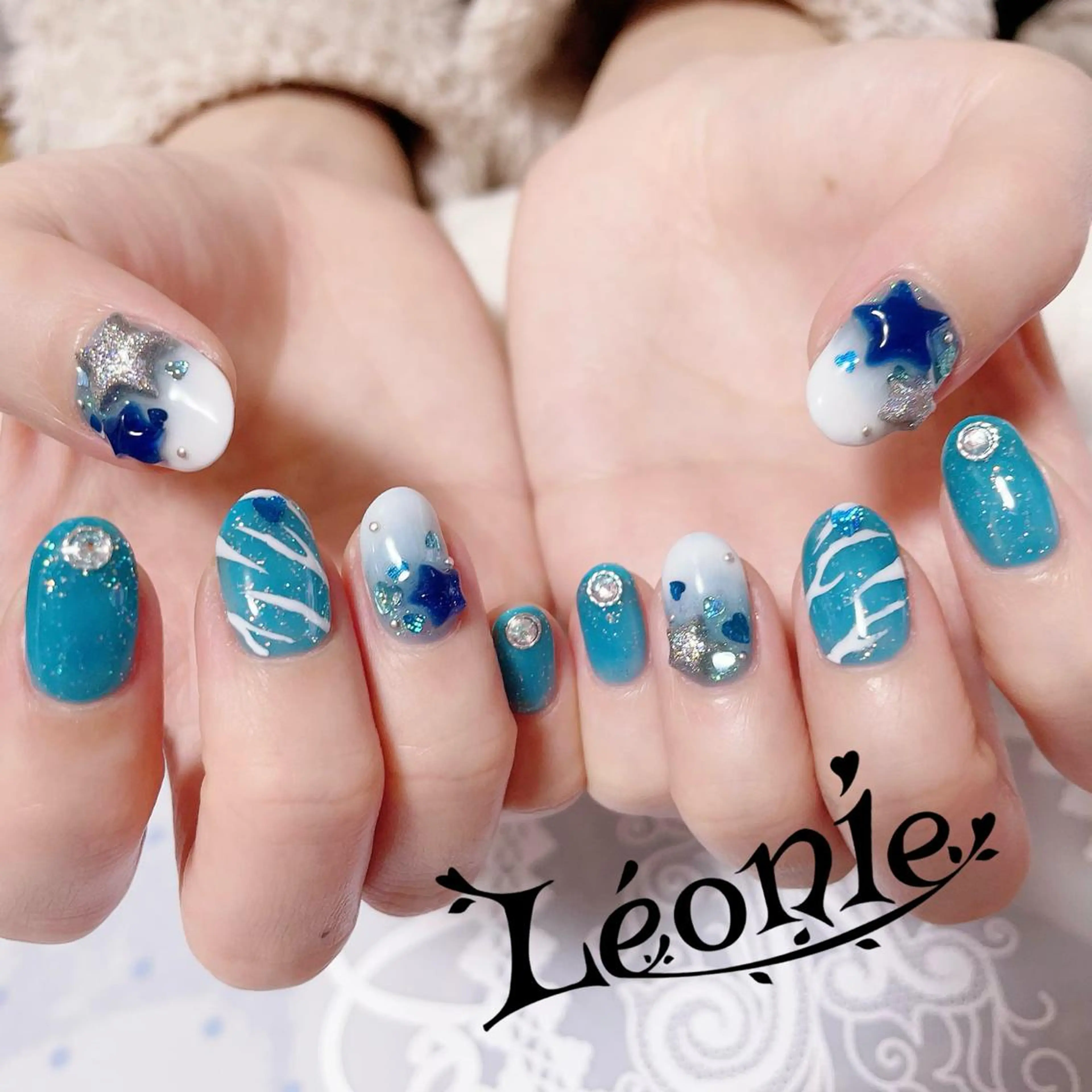 ネイル Leonie misuzu. oのネイルデザイン