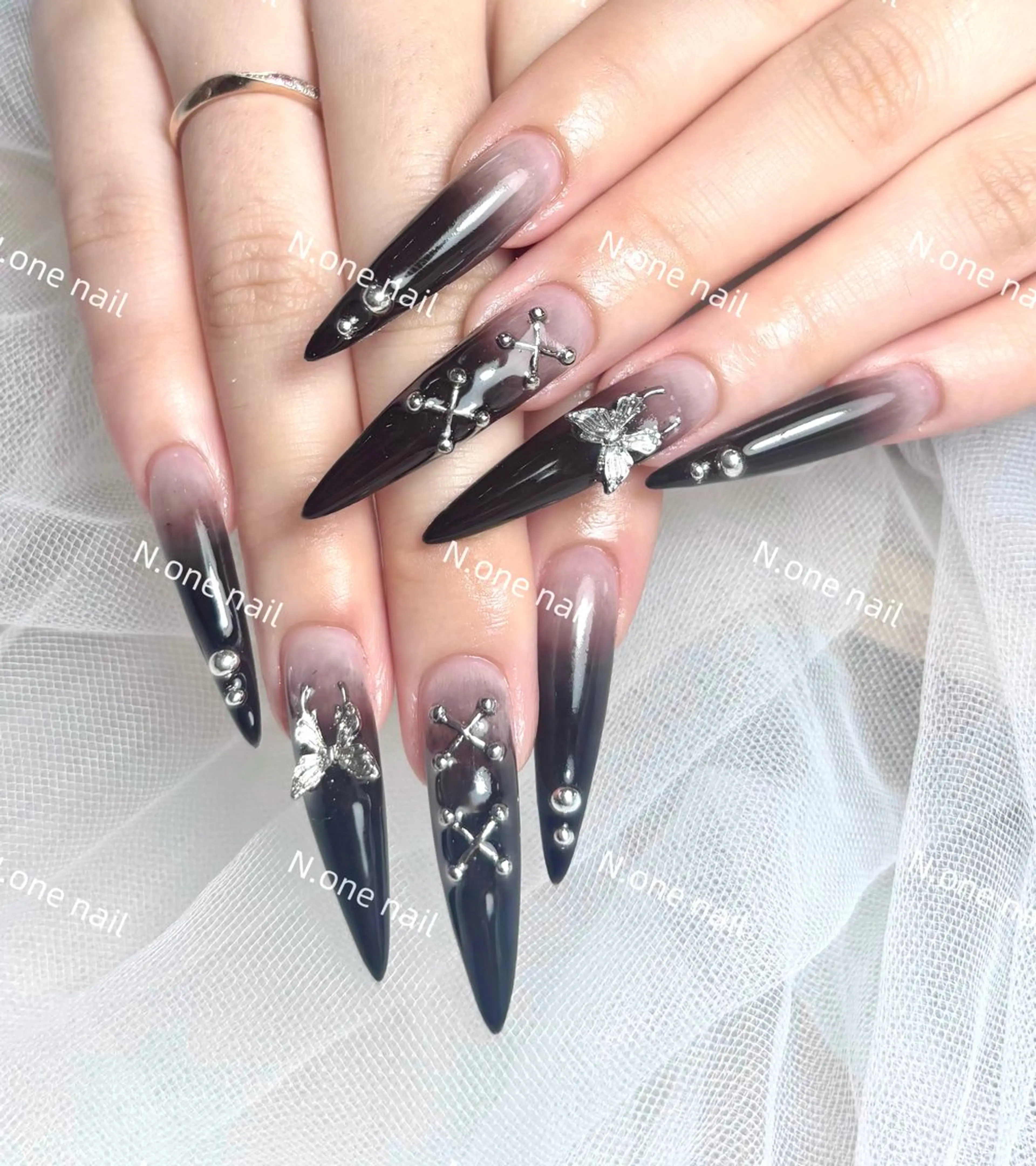 ネイル N.one mei🎀のネイルデザイン