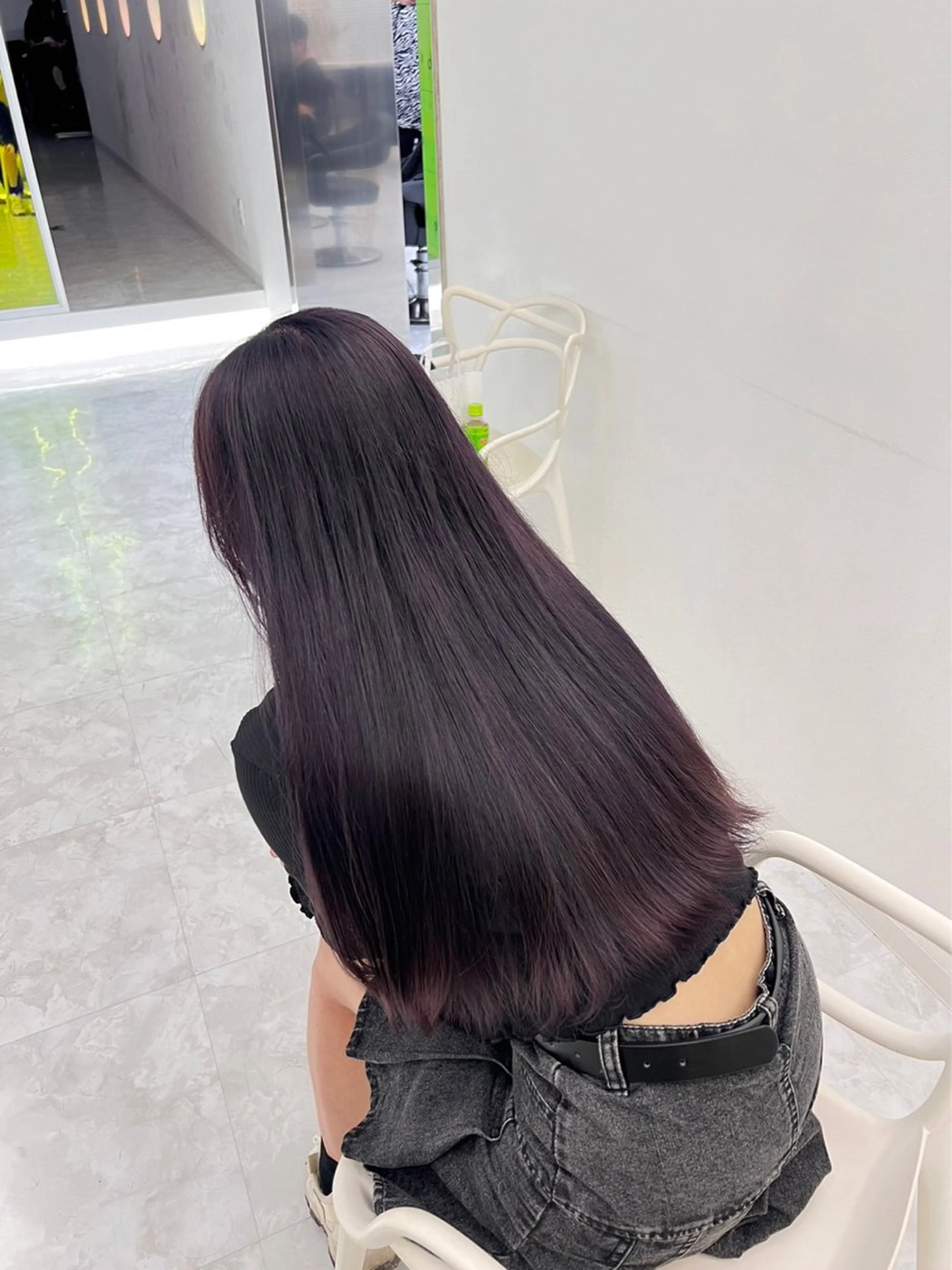 ロング メンズ ヘアカラー トリートメント 艶感ミルクティー🤍 色落ち綺麗🤍ともやのヘアスタイル