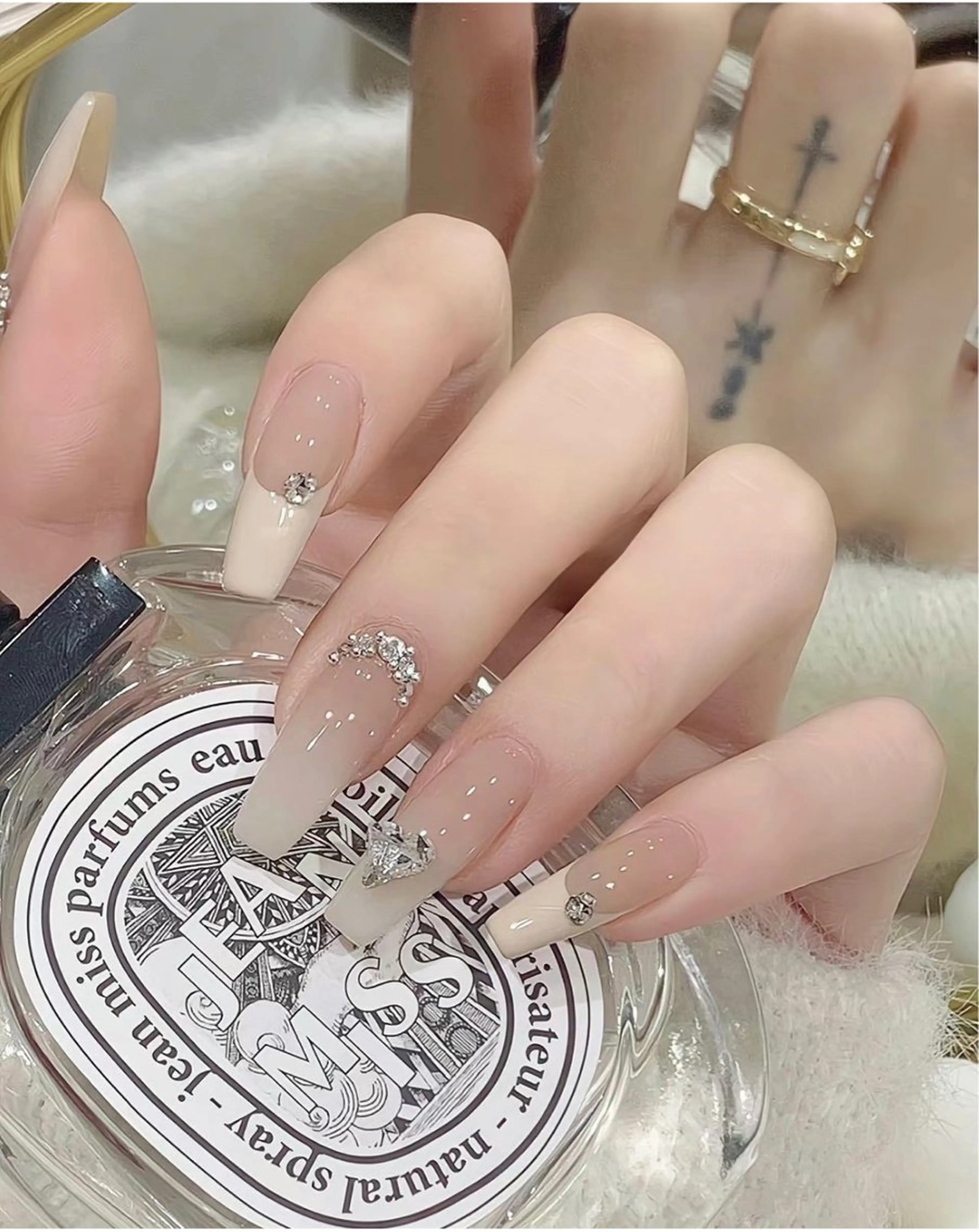 ネイル SHEER 玉造・森ノ宮のマツエク・マツパデザイン