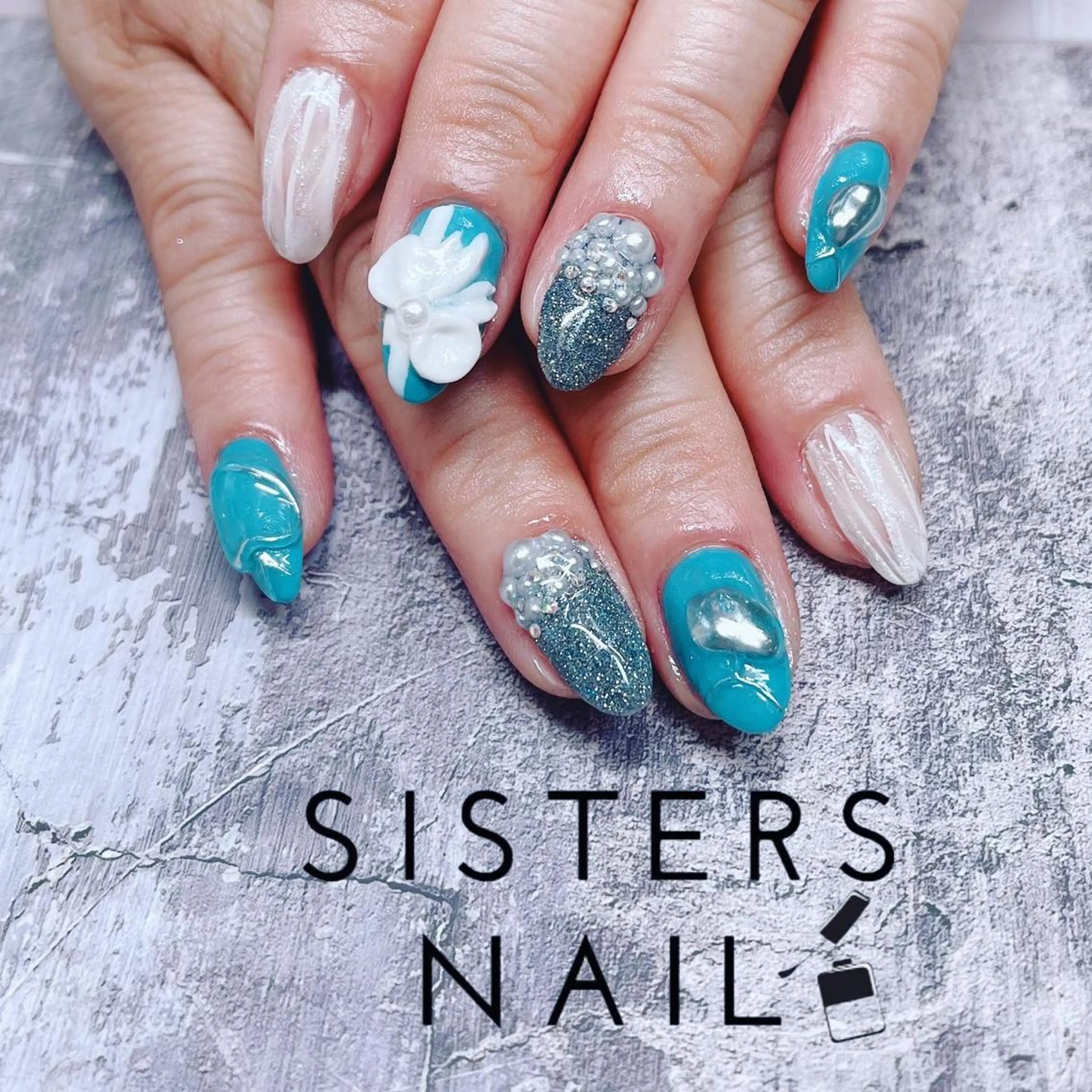 ネイル アートネイル ハート 春ネイル 冬ネイル ハンドネイル ハンドケア sisters nail.fのネイルデザイン