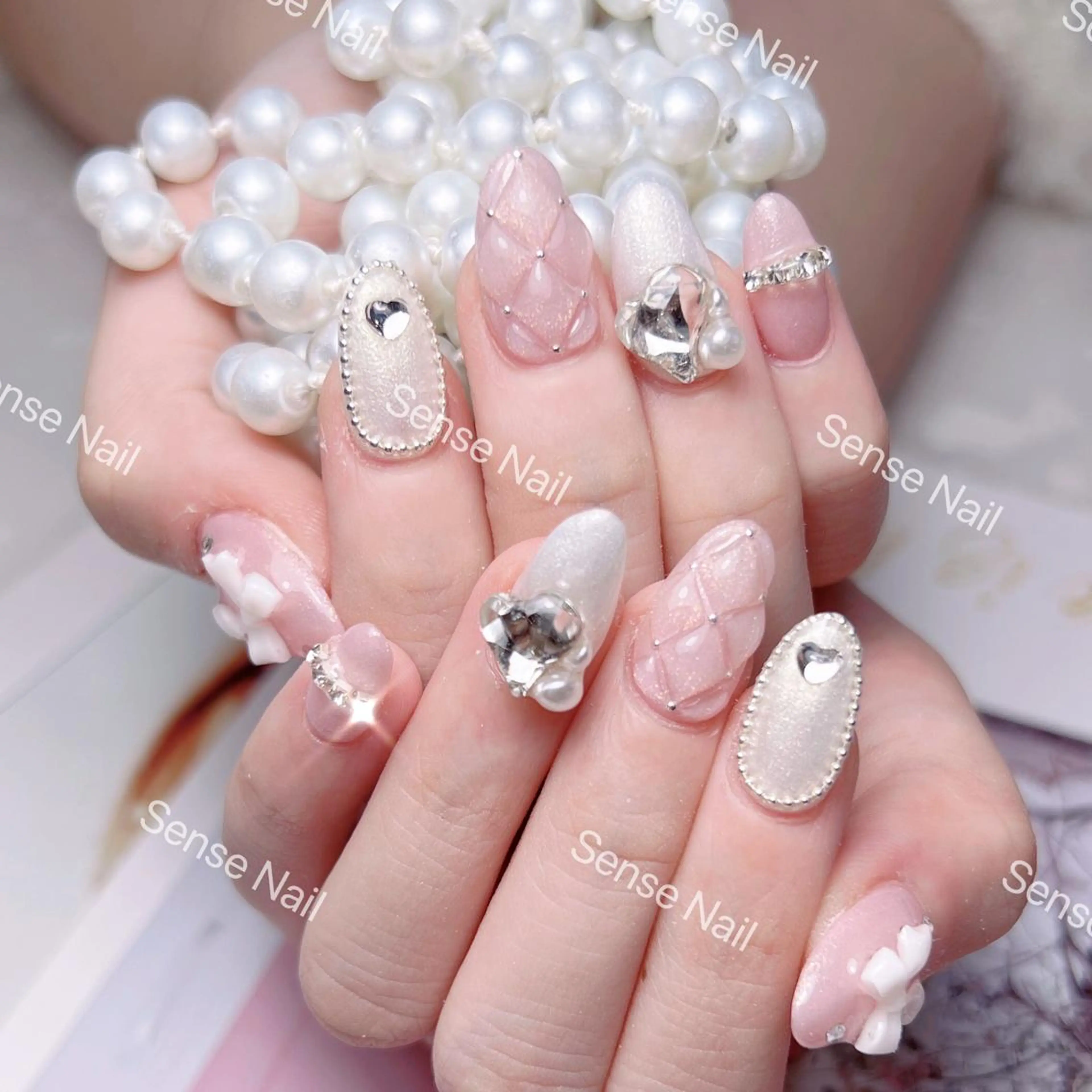 ネイル ハンドネイル ハンドケア Feinn Ink💕のネイルデザイン