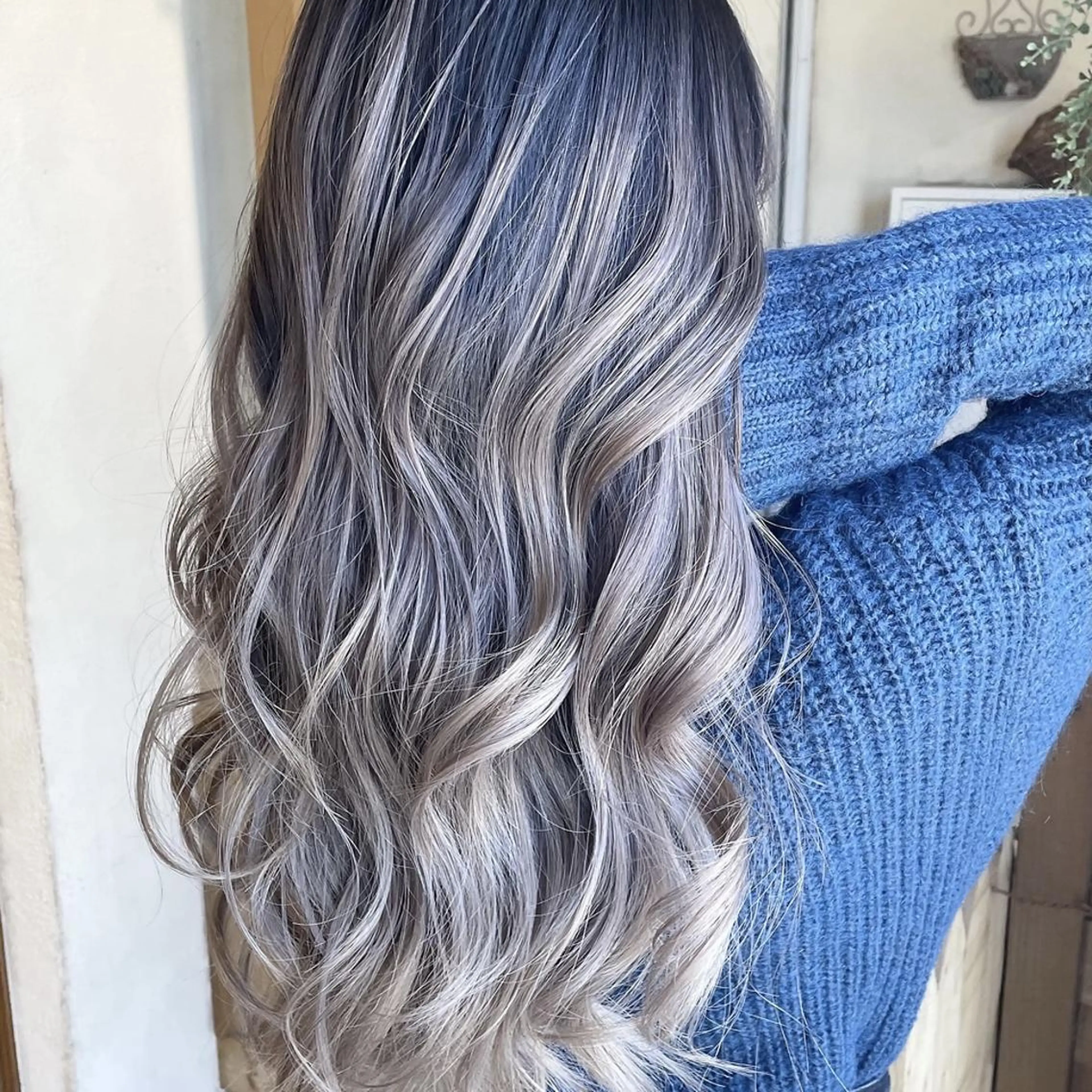 【憧れ外国人風🌈】グラデーションカラー+美髪トリートメント ¥12000の写真