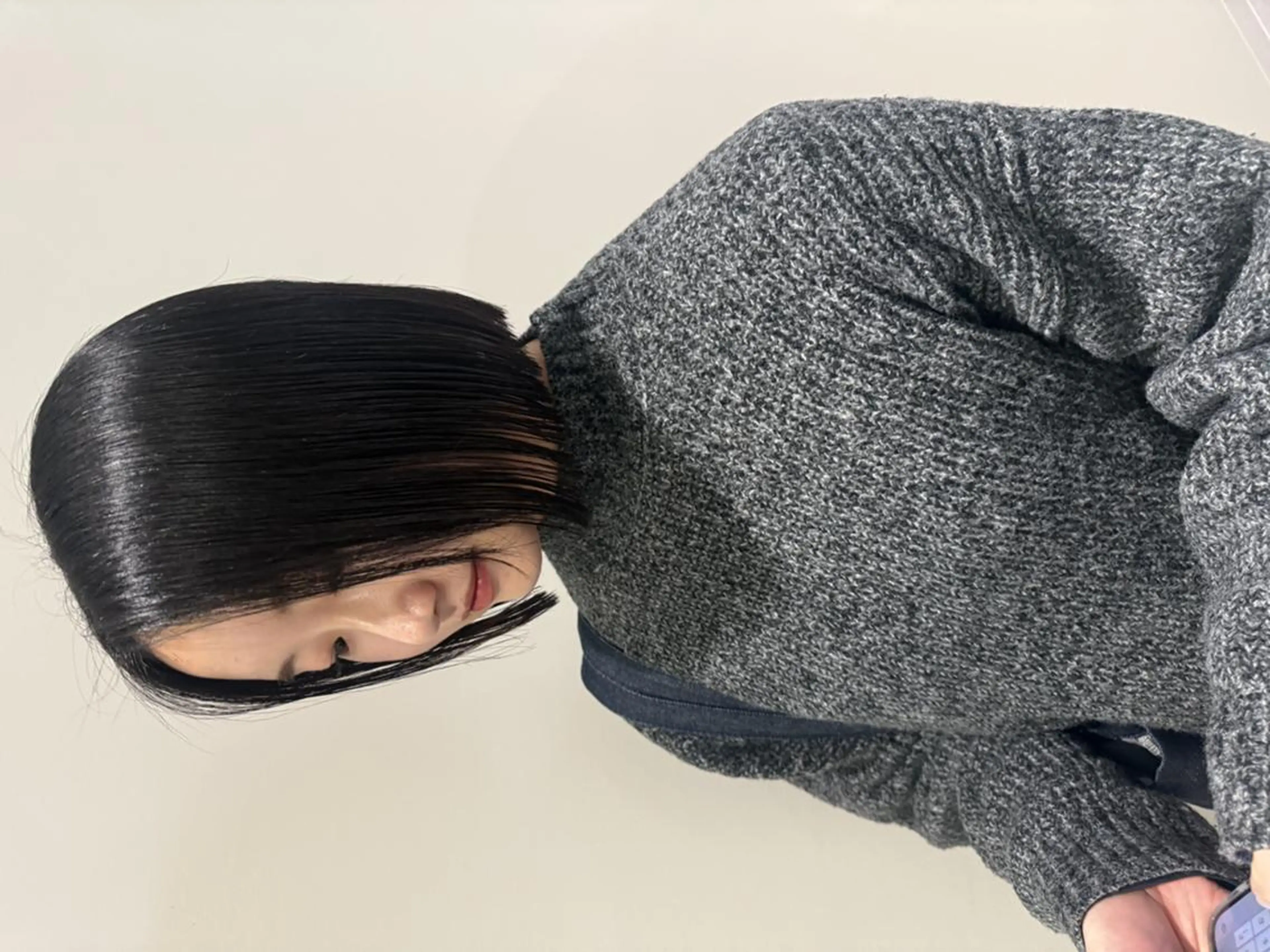 ミディアム DEEokazaki hinaのヘアスタイル