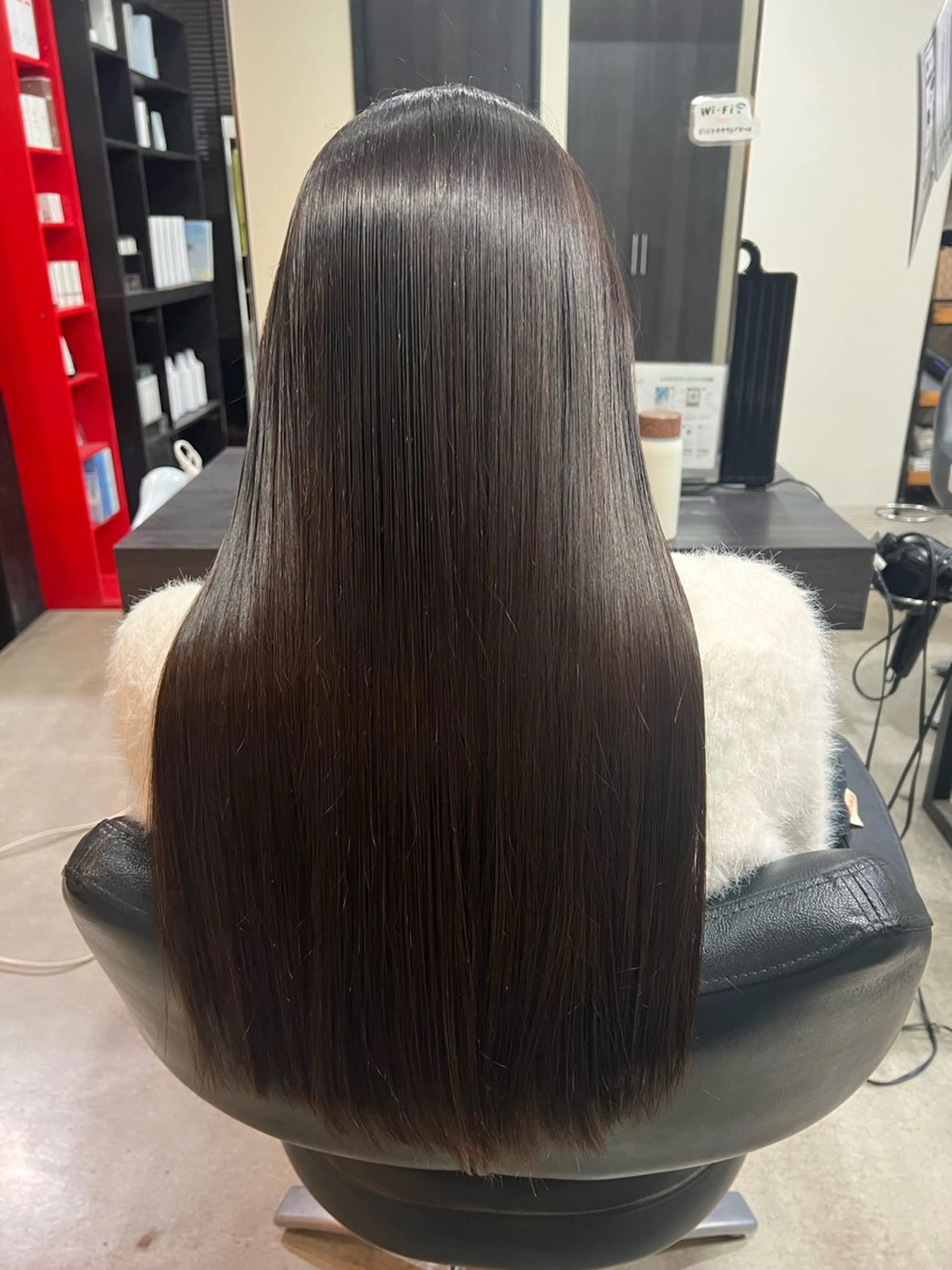 ロング 服部 楓のヘアスタイル