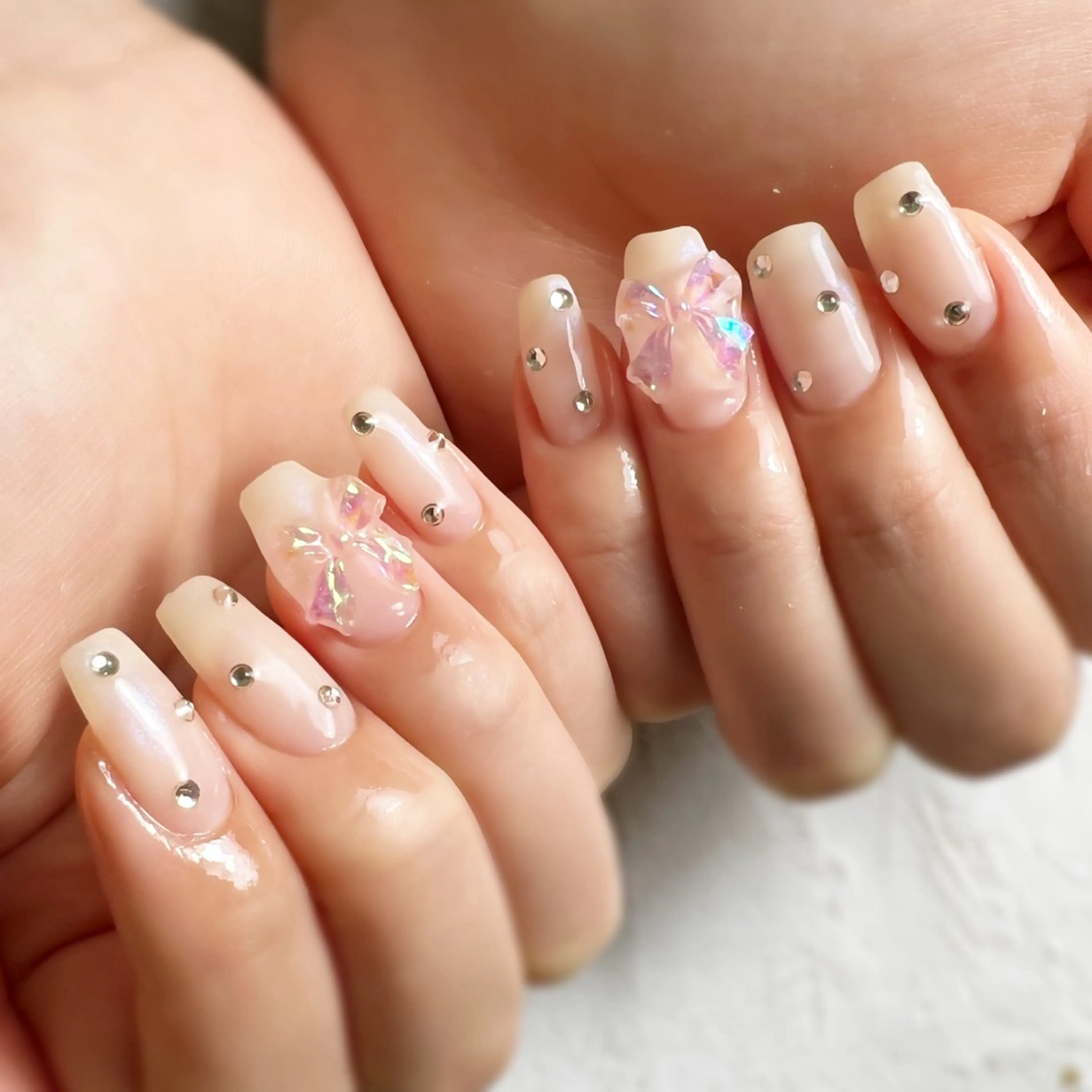 ネイル ハンドネイル フットネイル NAILsalon Laki(ラキ)のネイルデザイン