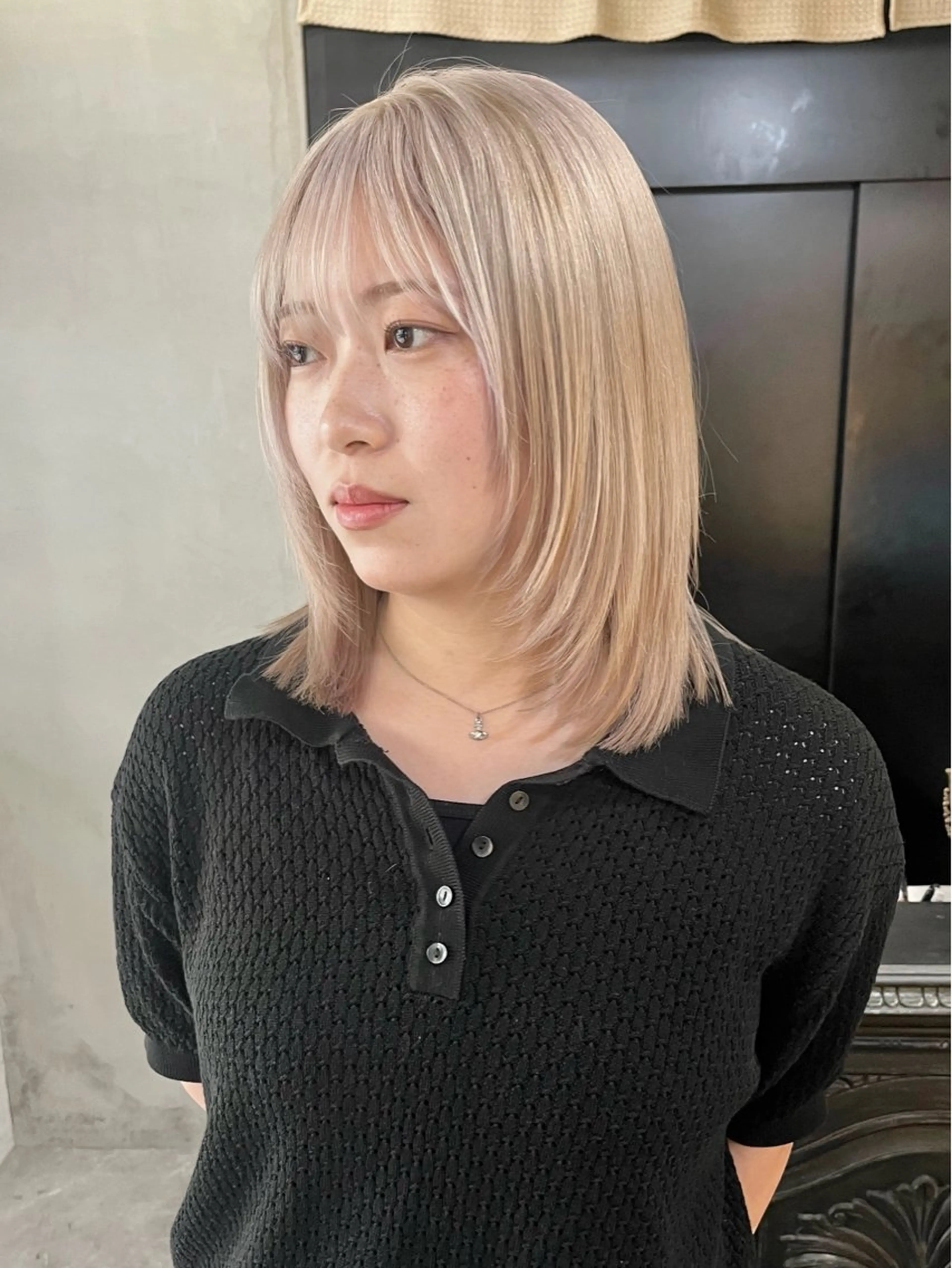 セミロング ヘアカラー ブリーチなしダブルカ ラー🩶manamiのヘアスタイル