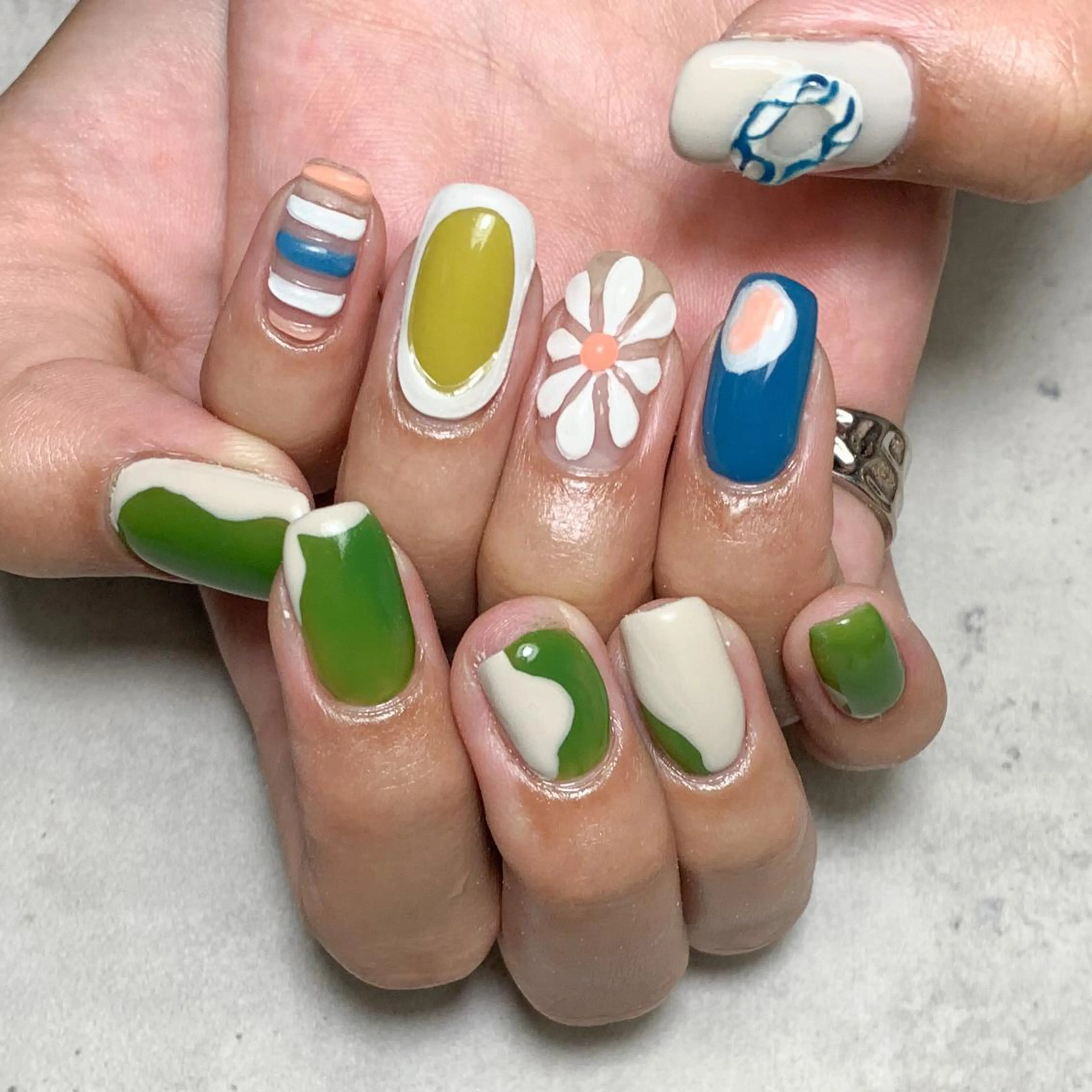 ネイル atelier FIORITURA所属・FIORITURA aiのネイルデザイン