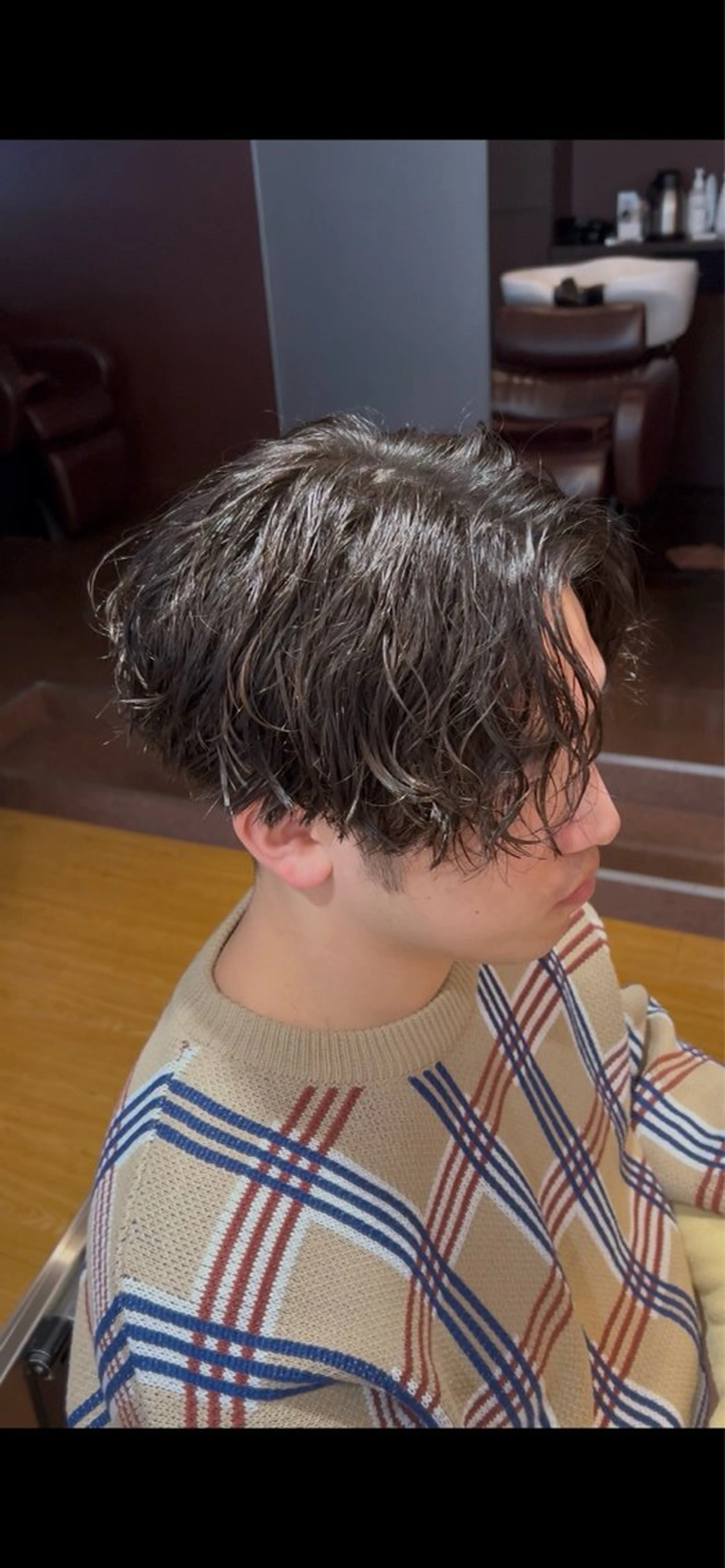 パーマ メンズ センターパート 波巻きパーマ カット パーマ レナークイスト かめのヘアスタイル