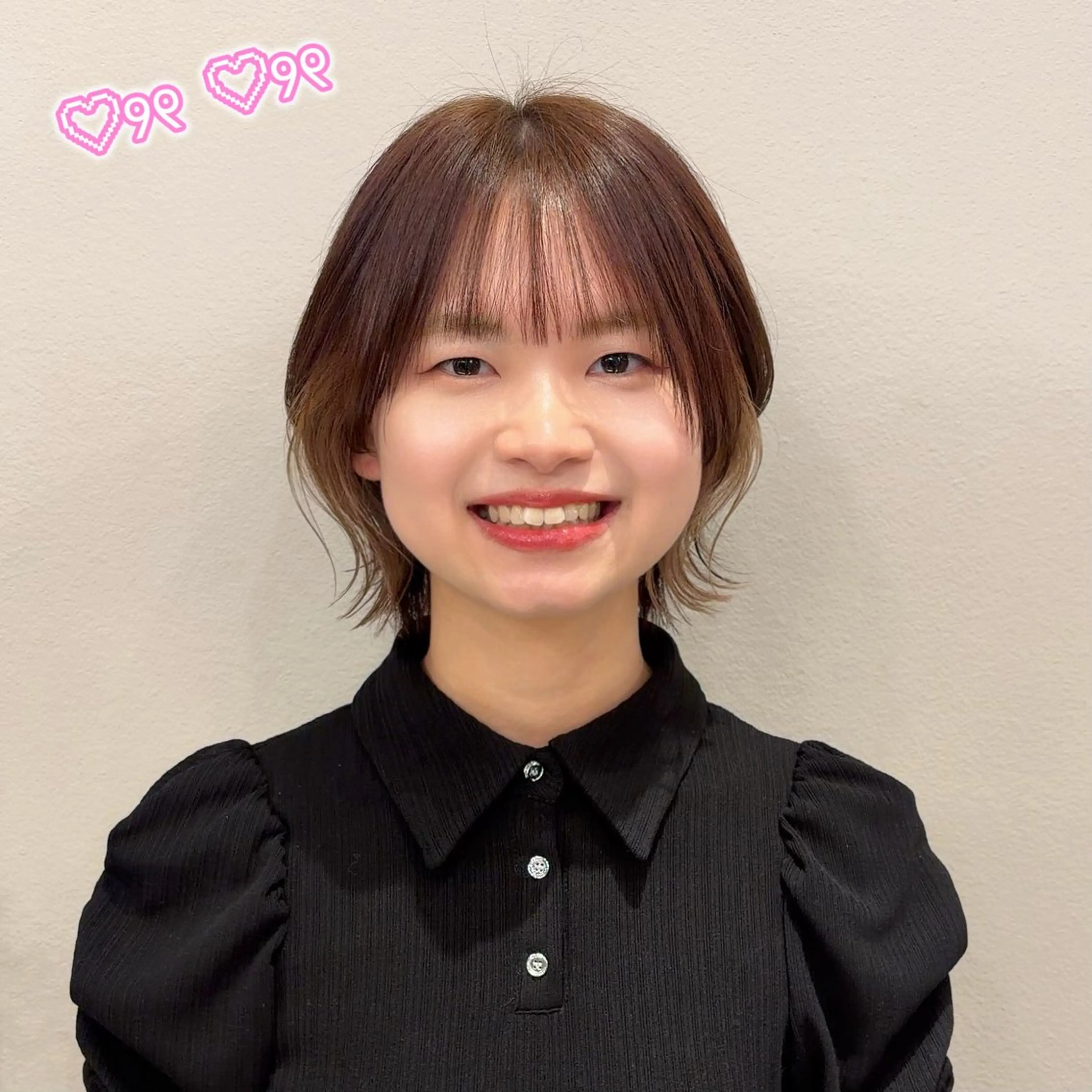 カラー ブリーチ グレージュ ミルクティーグレージュ カット ヘアカラー 顔周り/暖色 /ヘアメ/あつはのヘアスタイル