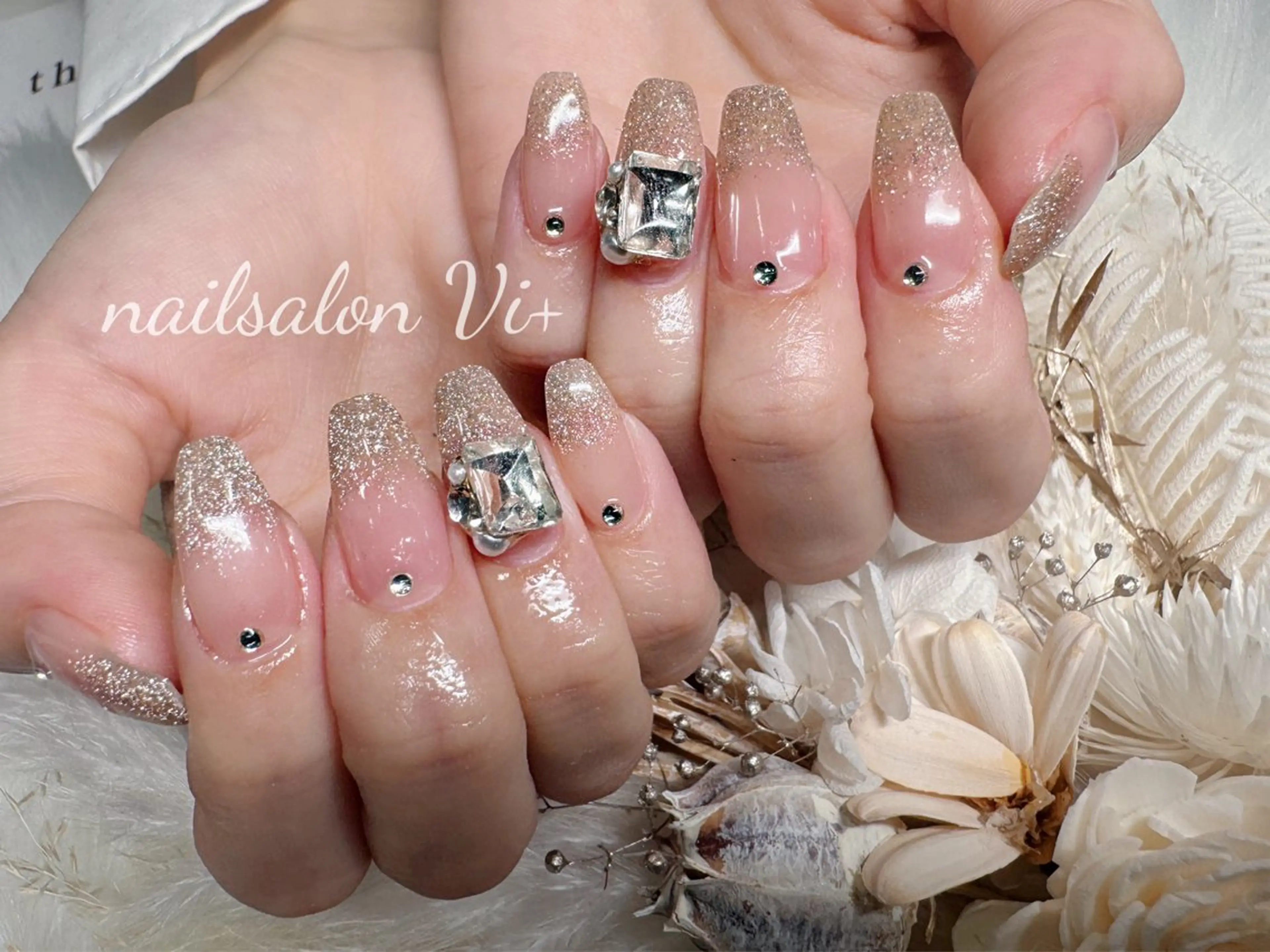 ネイル ハンドネイル ✨Nailsalon Vi+✨のネイルデザイン