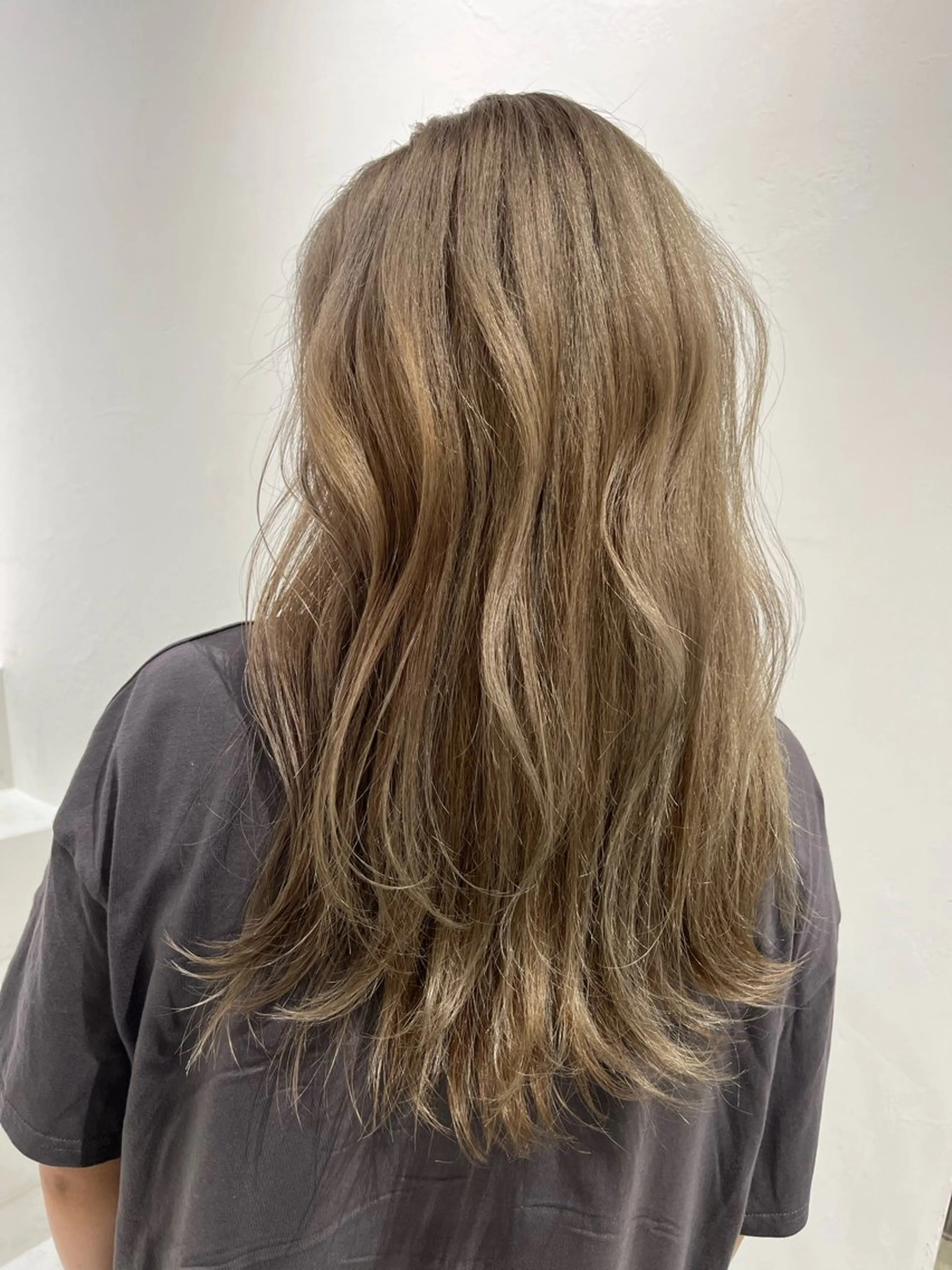 カラー ダブルカラー L⭐︎s  kind所属・FEMMEAREA☆ Amiのヘアスタイル