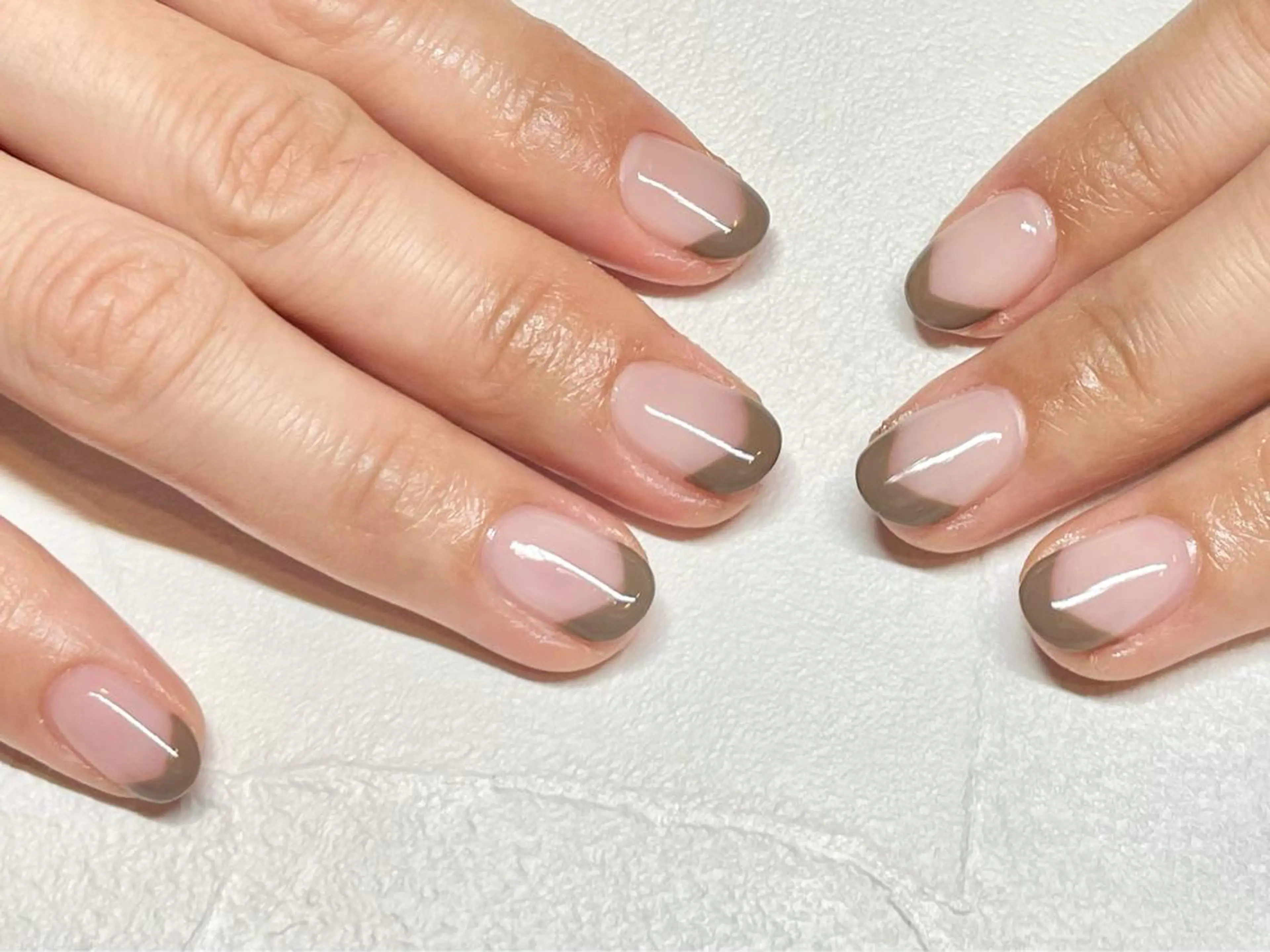 ネイル フレンチネイル ささき れいなのネイルデザイン