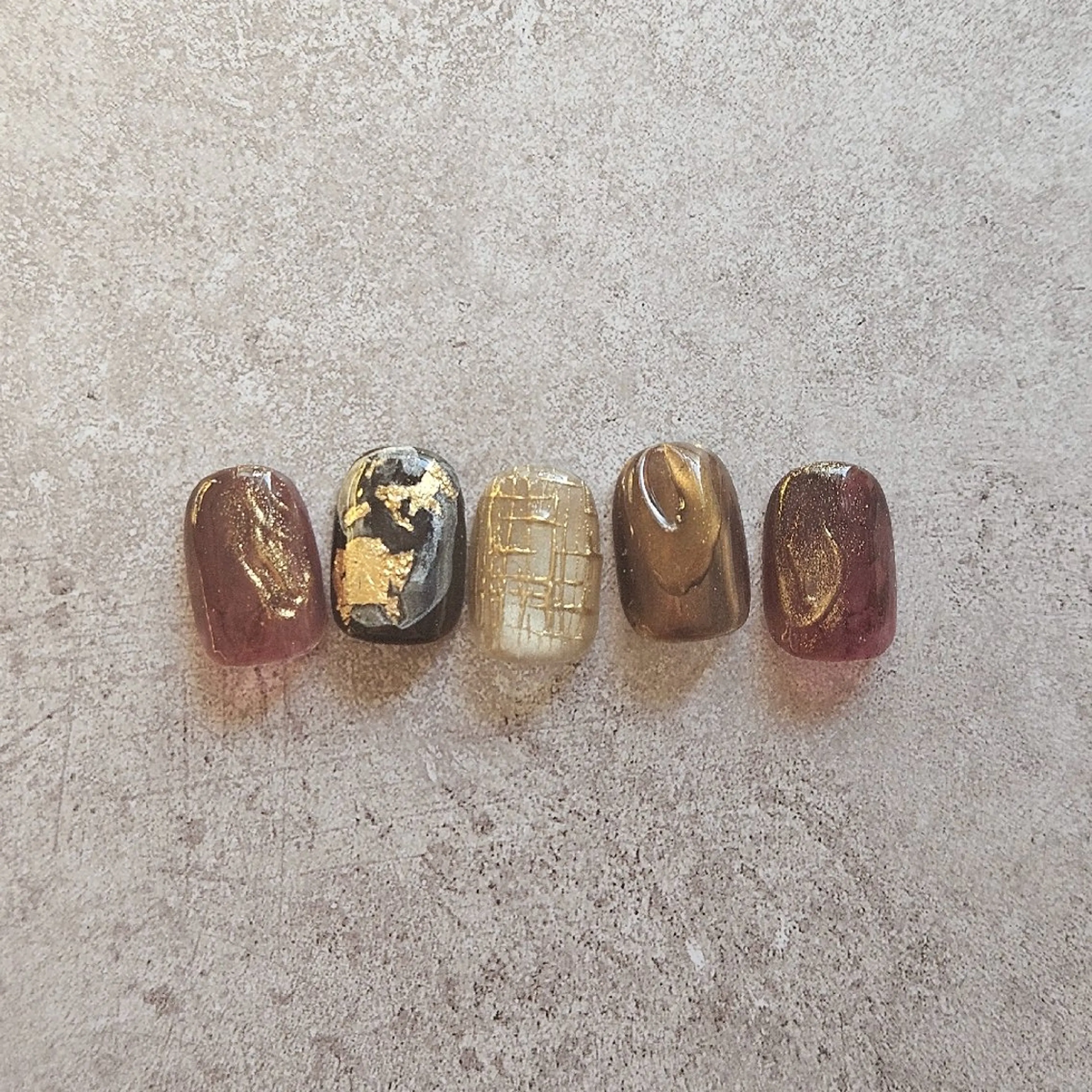 ネイル ニュアンスネイル バレンタイン 冬ネイル ハンドネイル Nailsalon manoのネイルデザイン