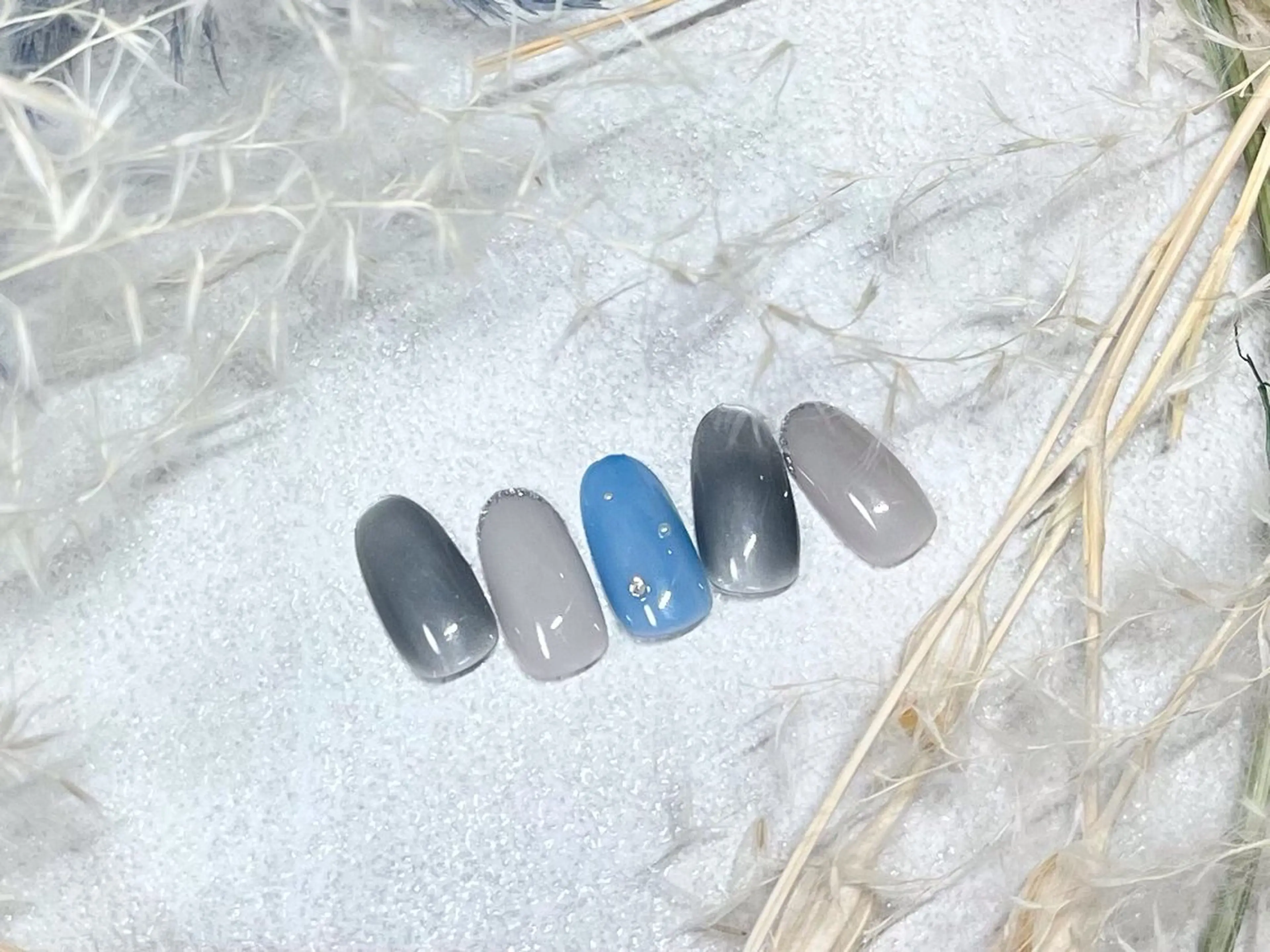 ネイル オーロラネイル フットネイル フレンチネイル ジェルネイル マグネットネイル ハンドネイル kiki nail &brow二子玉川のネイルデザイン