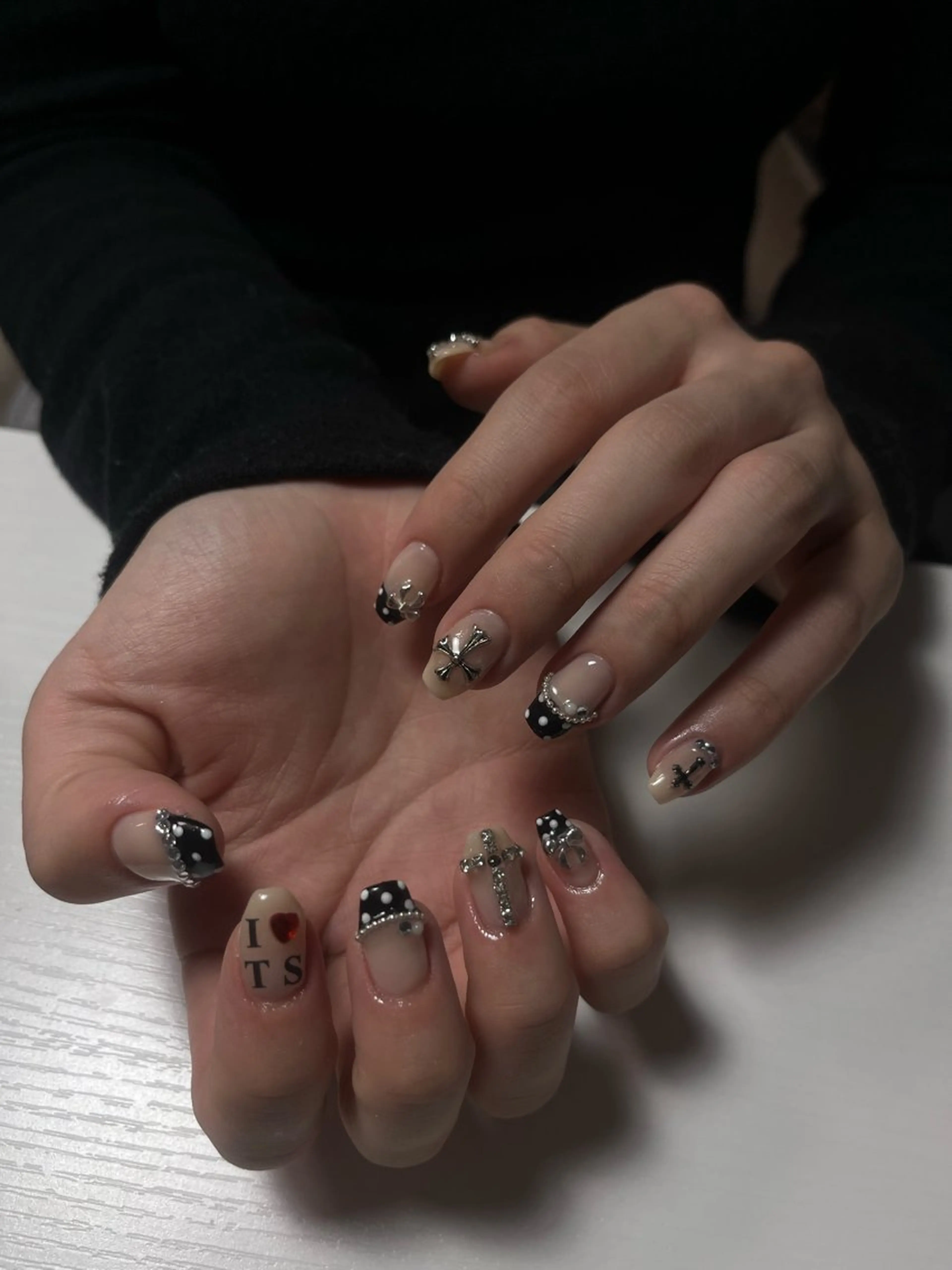 ネイル 28𝓝𝓪𝓲𝓵 kotomi🎀のネイルデザイン