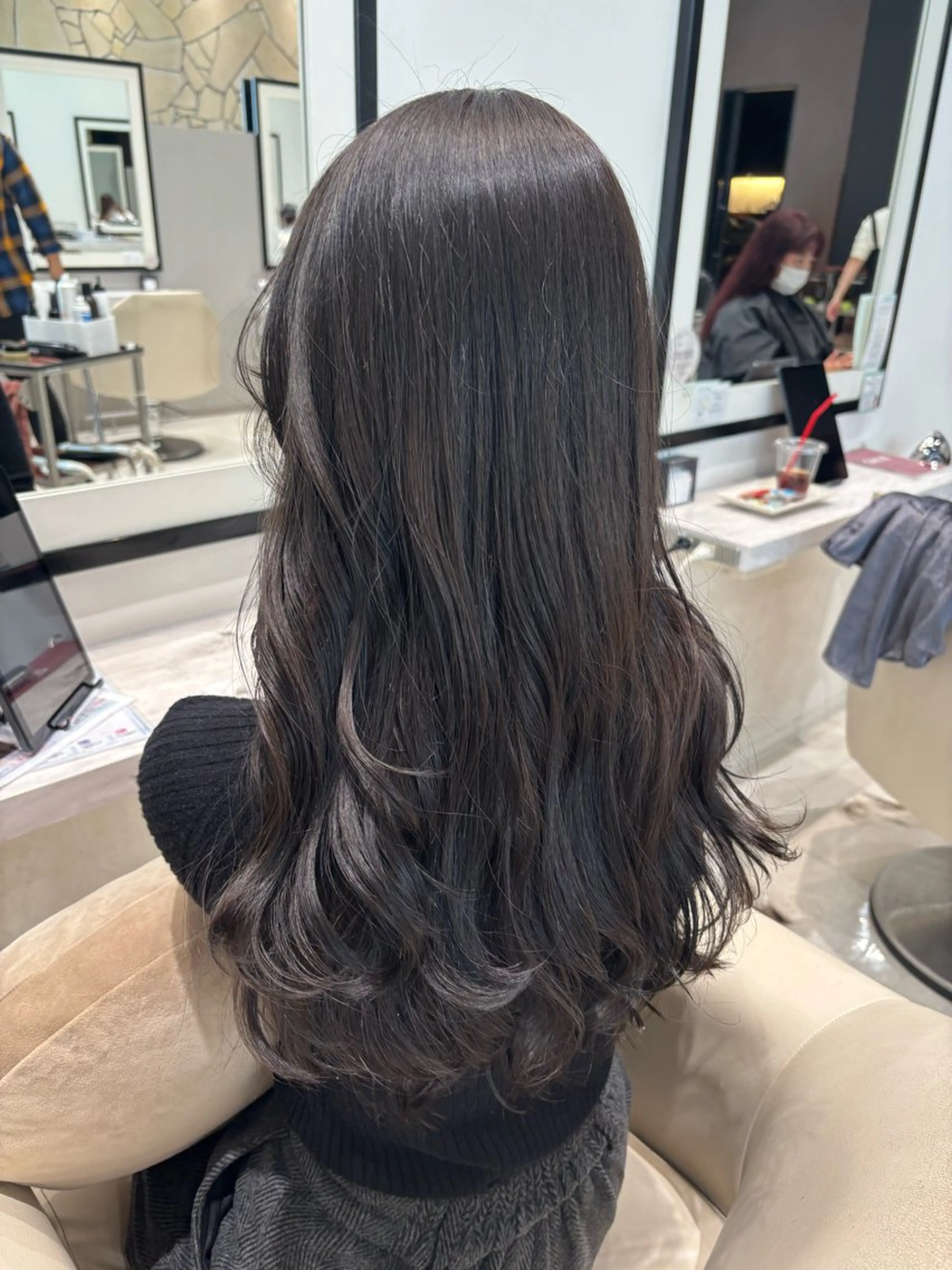 ロング カラー ヘアアレンジ ダークグレー ダークグレージュ グレージュ カット ヘアカラー トリートメント 透明感カラー/ レイヤーkotonoのヘアスタイル