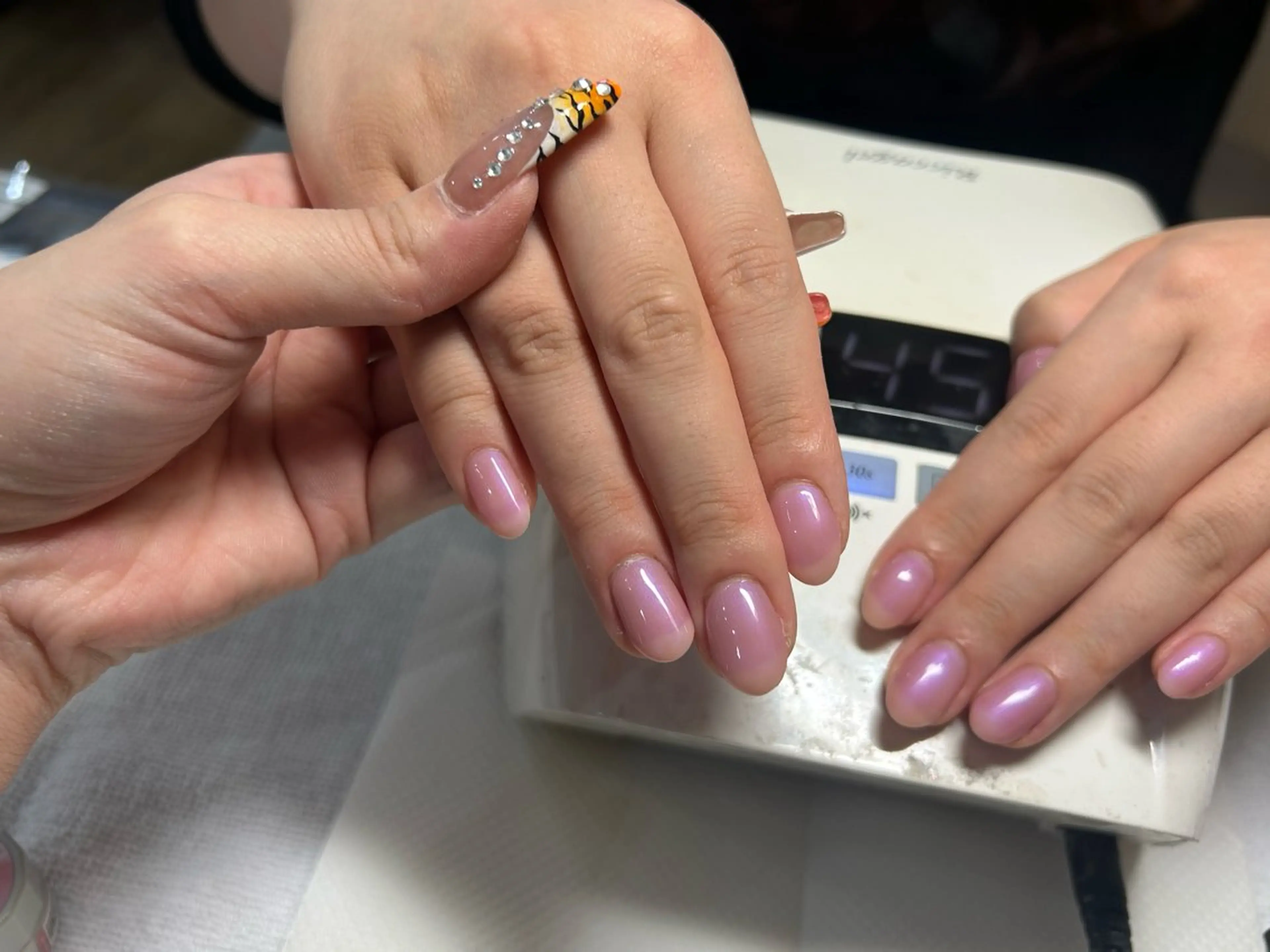 ネイル ワンカラーネイル LULLABY恵比寿店所属・LULLABY 野口のネイルデザイン