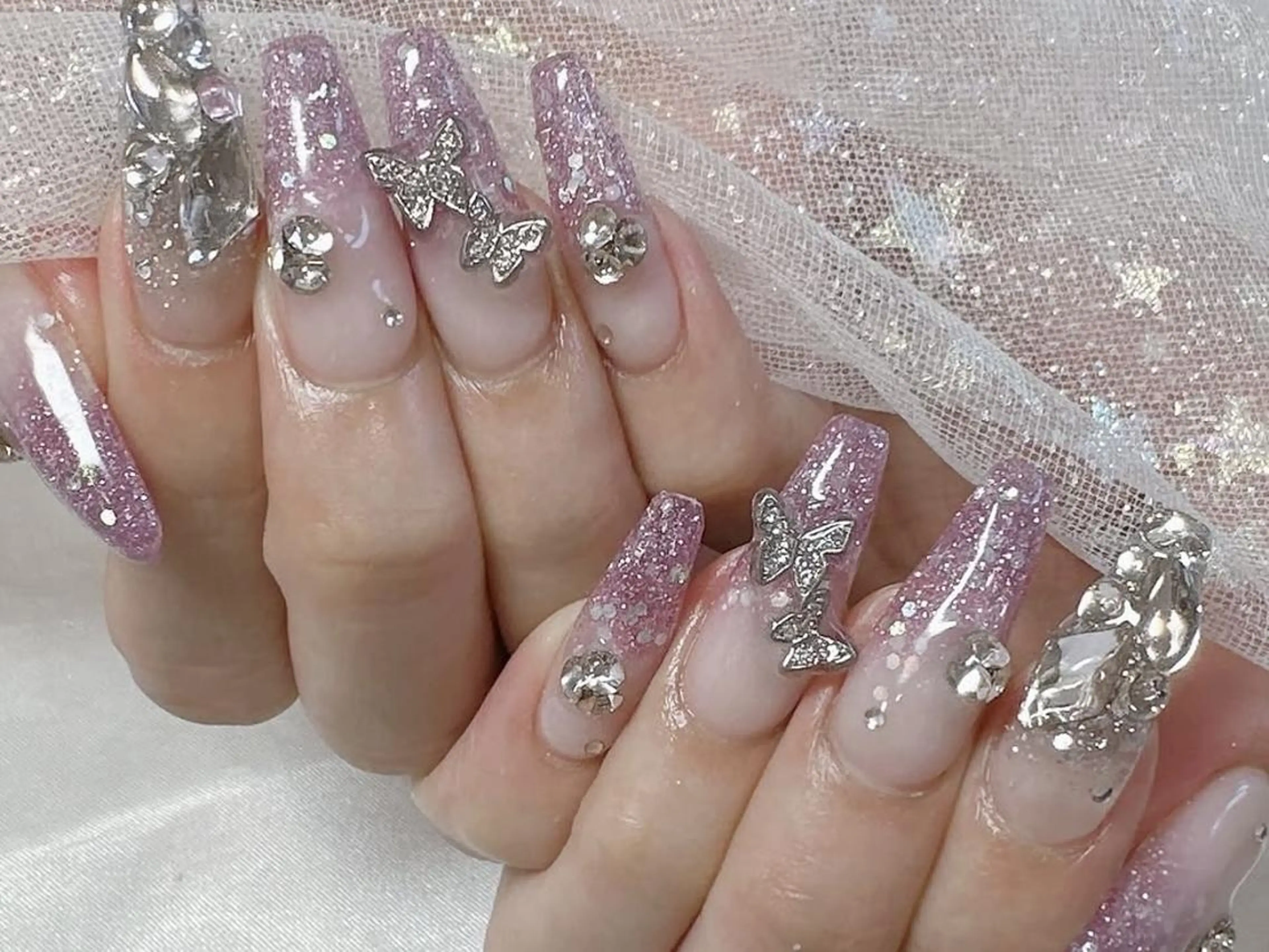 メンズ ネイル アートネイル フレンチネイル ジェルネイル キラキラネイル パラジェル Bloom kabukiのネイルデザイン