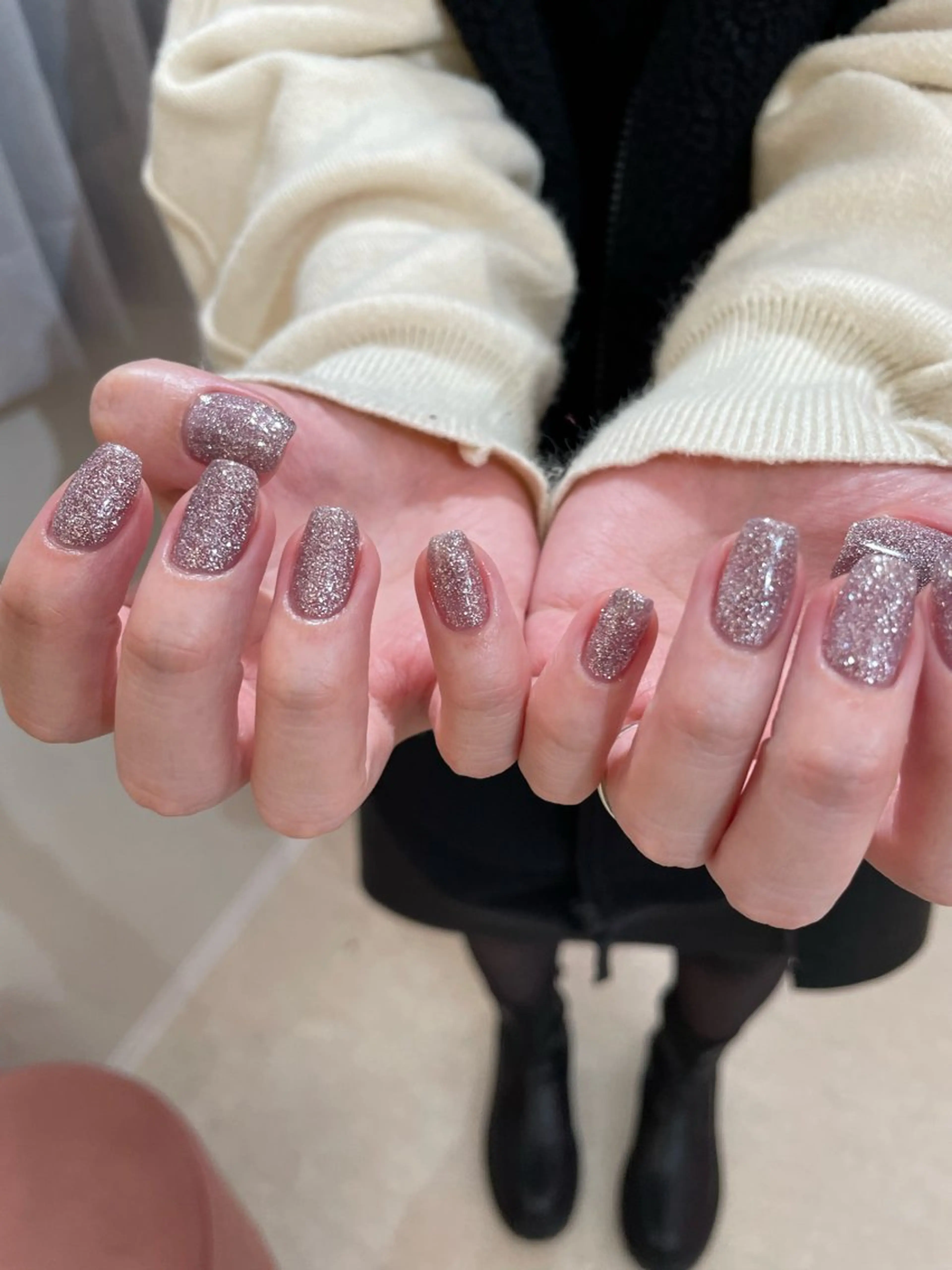 ネイル ラメ(グリッター) パープル M. Aikaのネイルデザイン