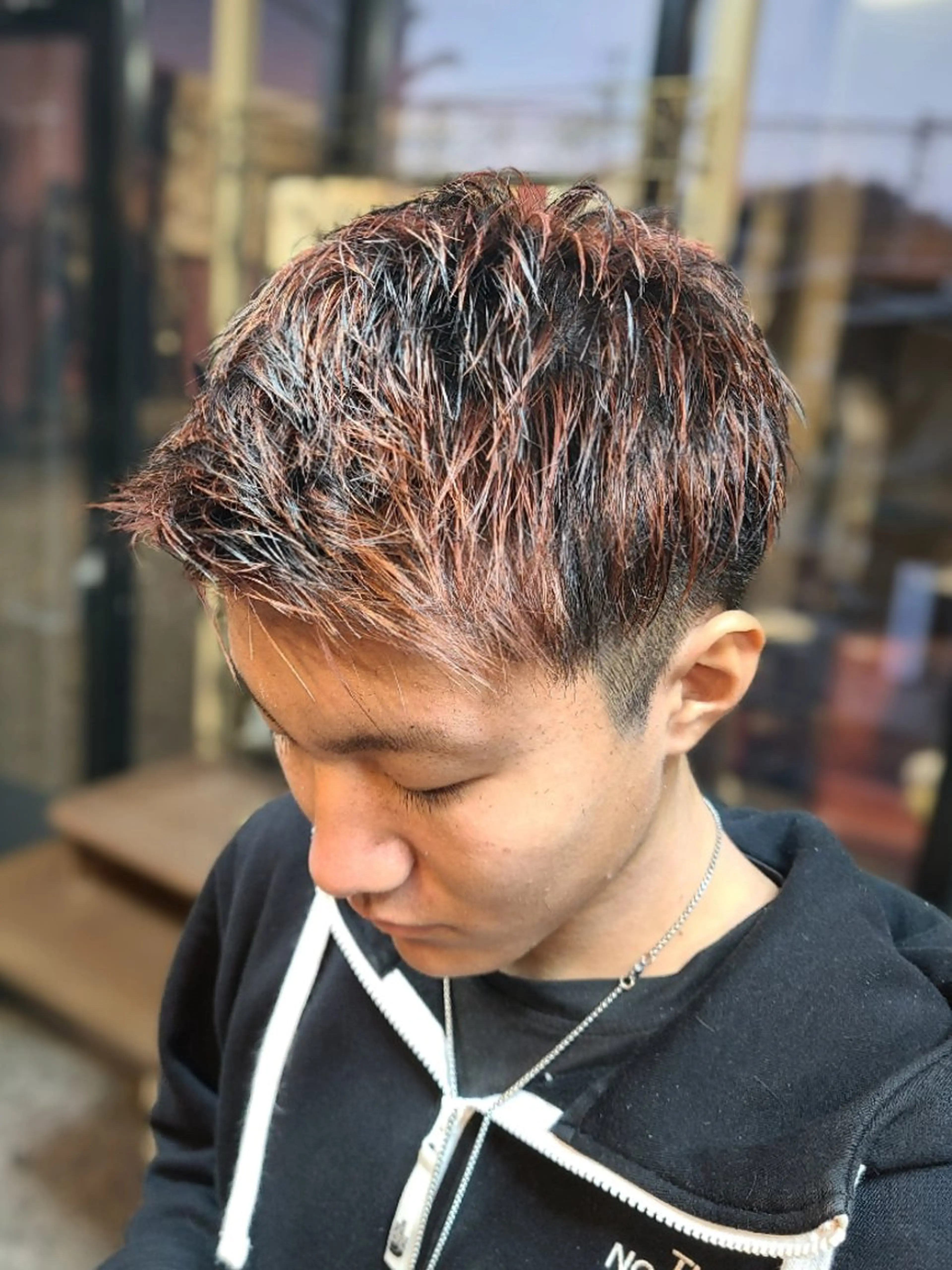 ショート メンズ カラー メンズハイライト ハイライトカラー ハイライト ヘアカラー 桐島 令奈のヘアスタイル