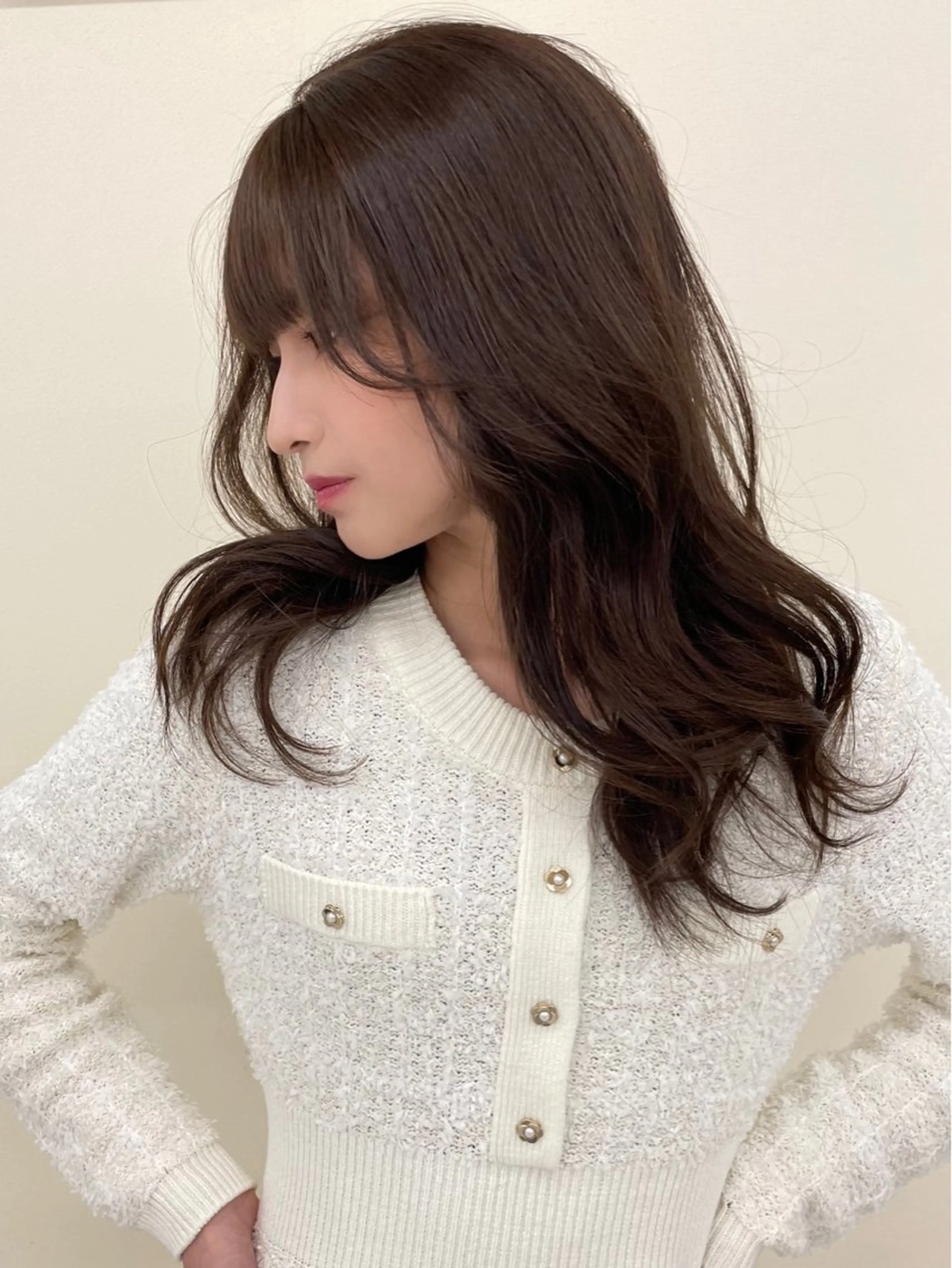 ロング カラー ヘアアレンジ アッシュ ベージュカラー ブリーチ 透明感カラー ダブルカラー カット ヘアカラー トリートメント maoブリーチ無し 似合わせカラーのヘアスタイル