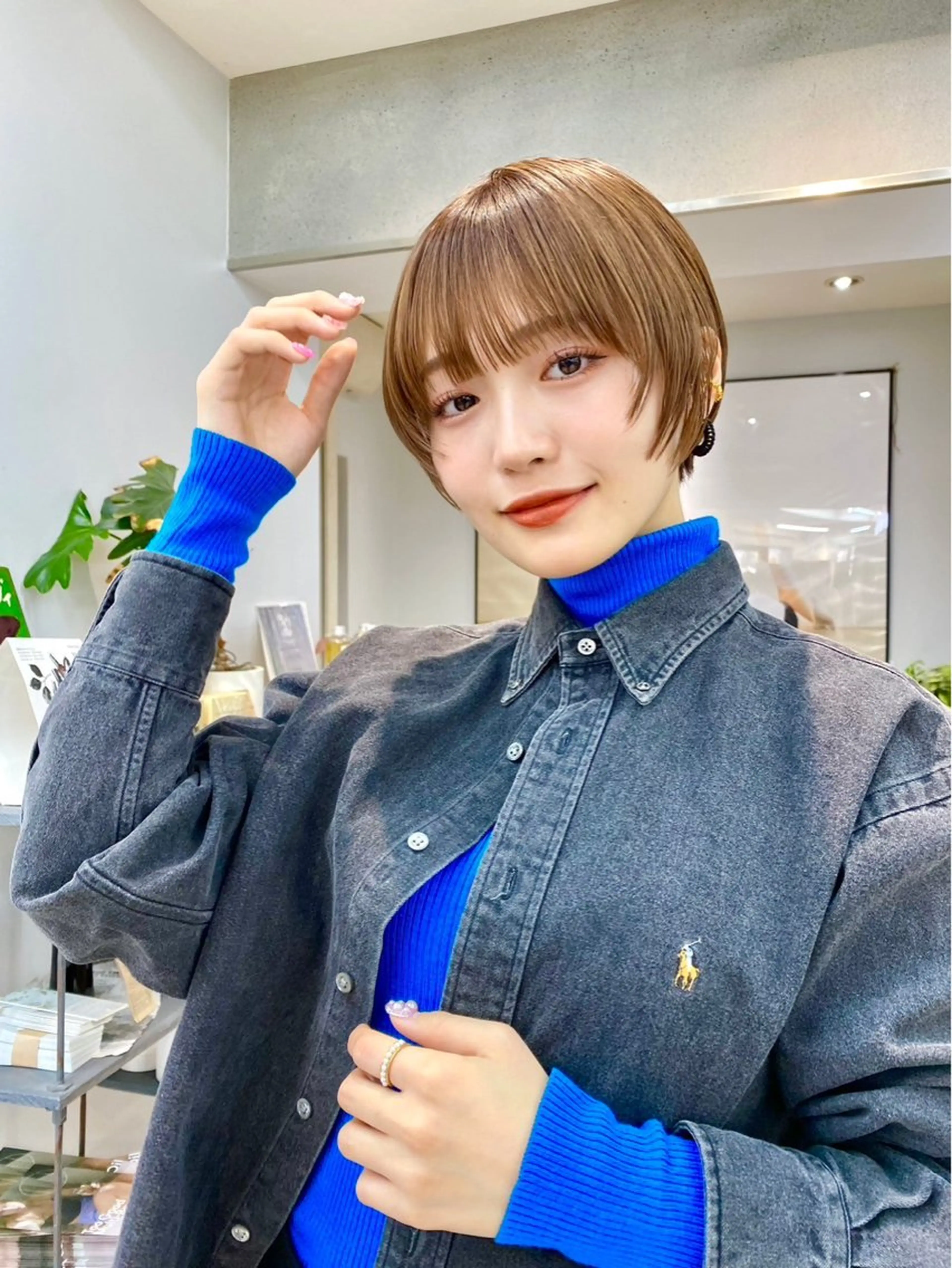 ショート レイヤー×ツヤカラー 渋谷/kougaのヘアスタイル