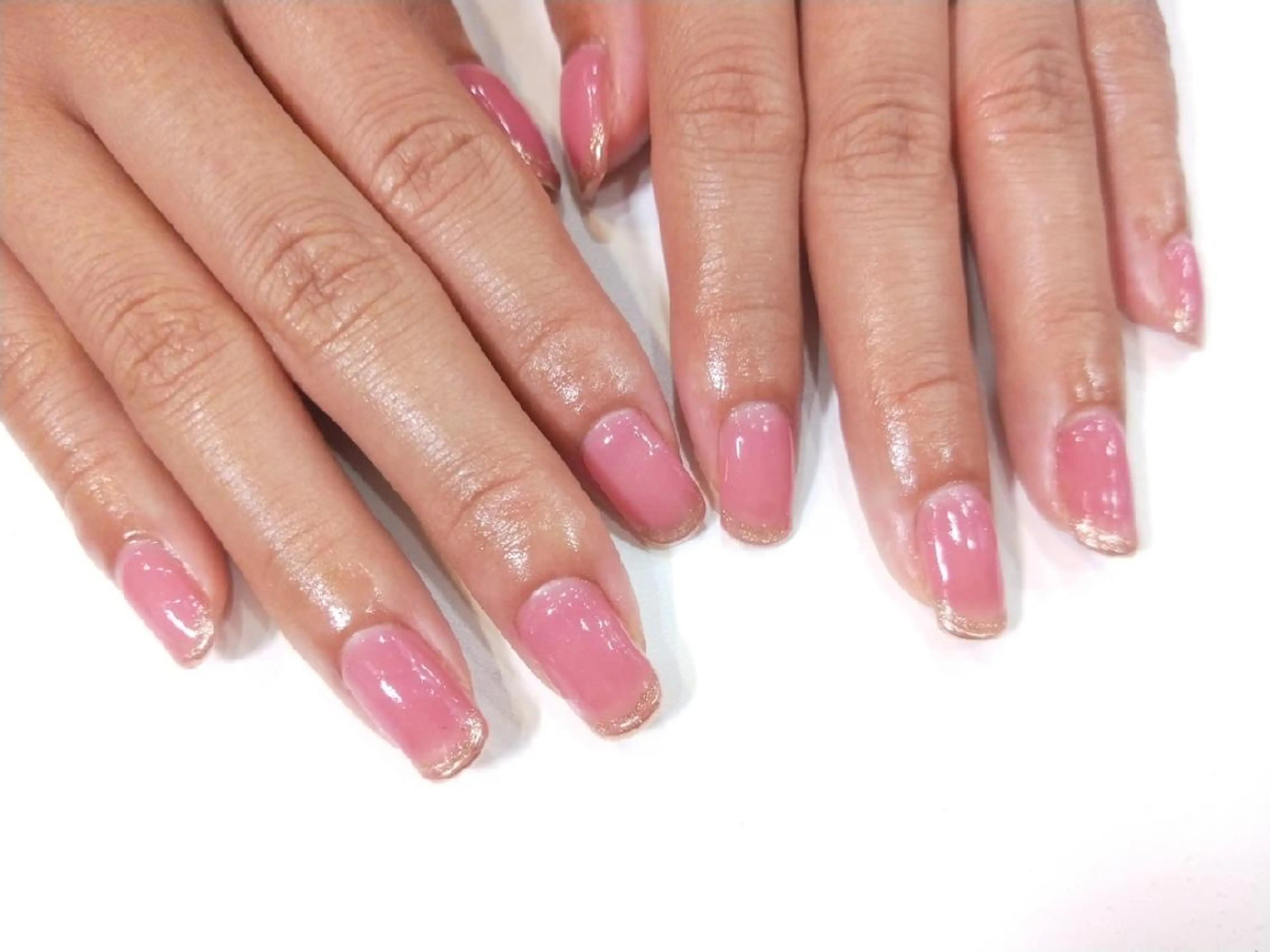 ネイル ハンドネイル ハンドケア R'well所属・はばすみれ🎀ﾈｲﾙ 光ﾌｪｲｼｬﾙ ﾍｱのネイルデザイン