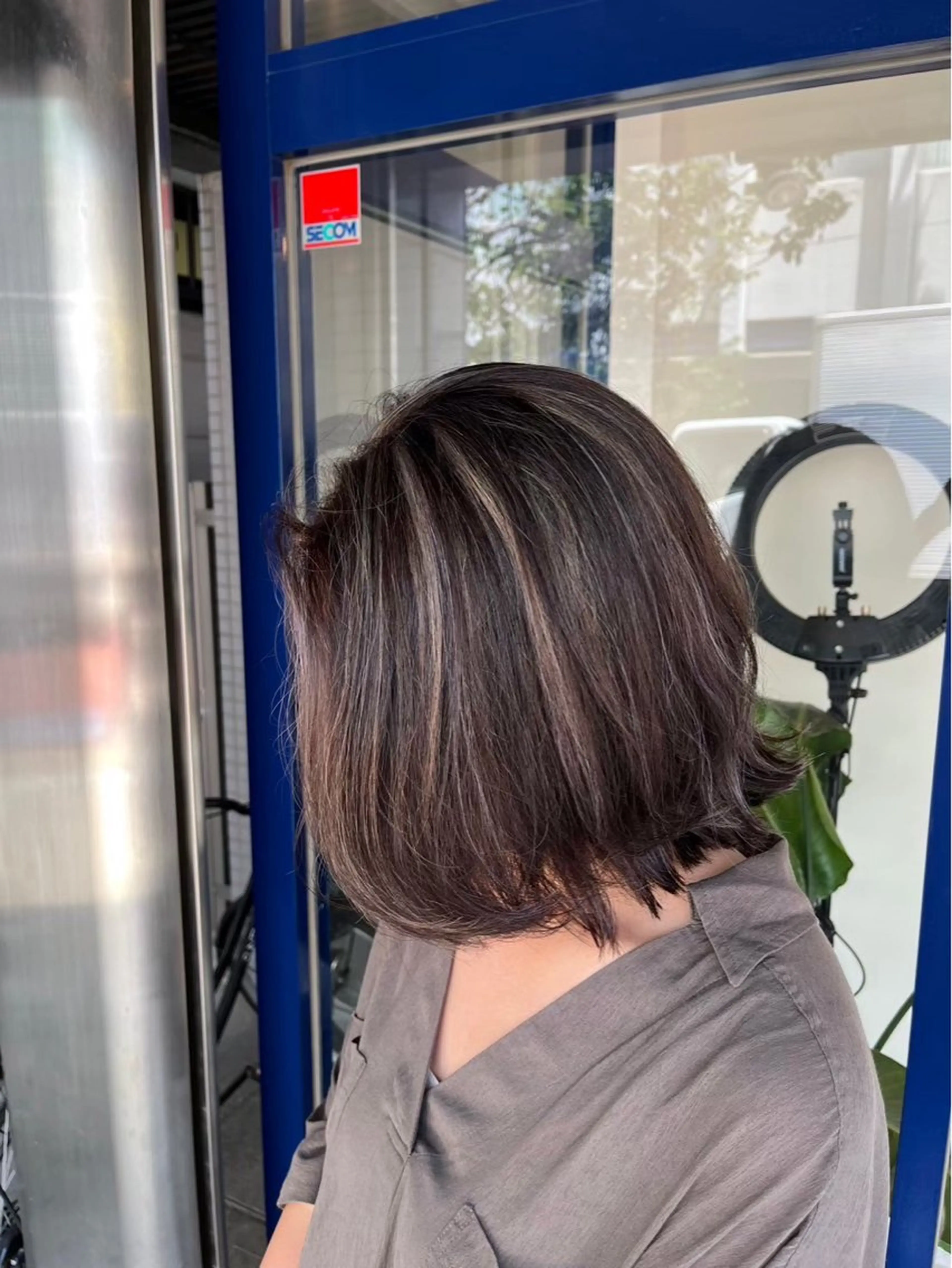 カラー ヘアカラー 脇野 真琴のヘアスタイル