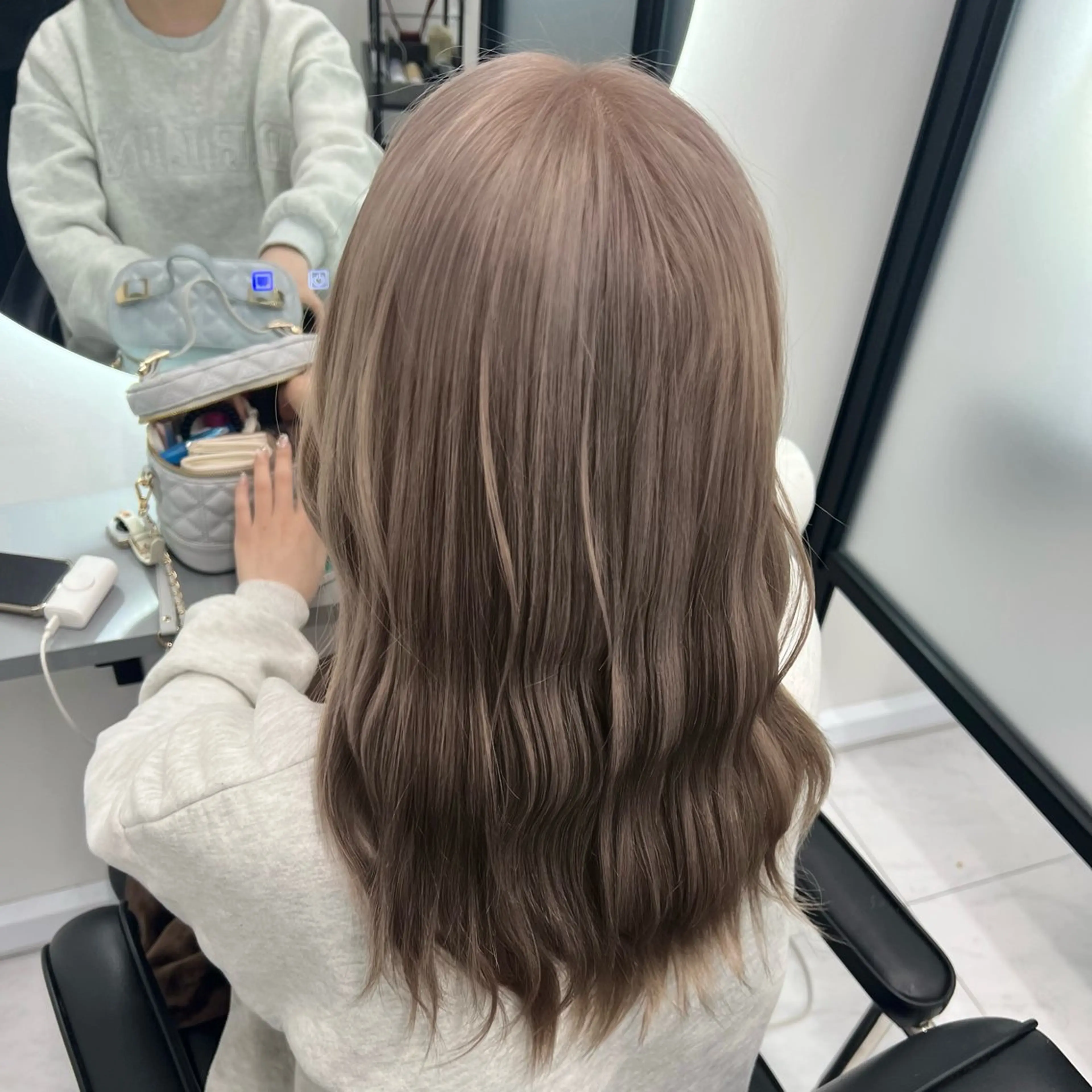 ミディアム カラー ベージュカラー beauty studio M.O.D shibuya 【モッズ】所属・🦋エクステ🦋 TOMOKAのヘアスタイル