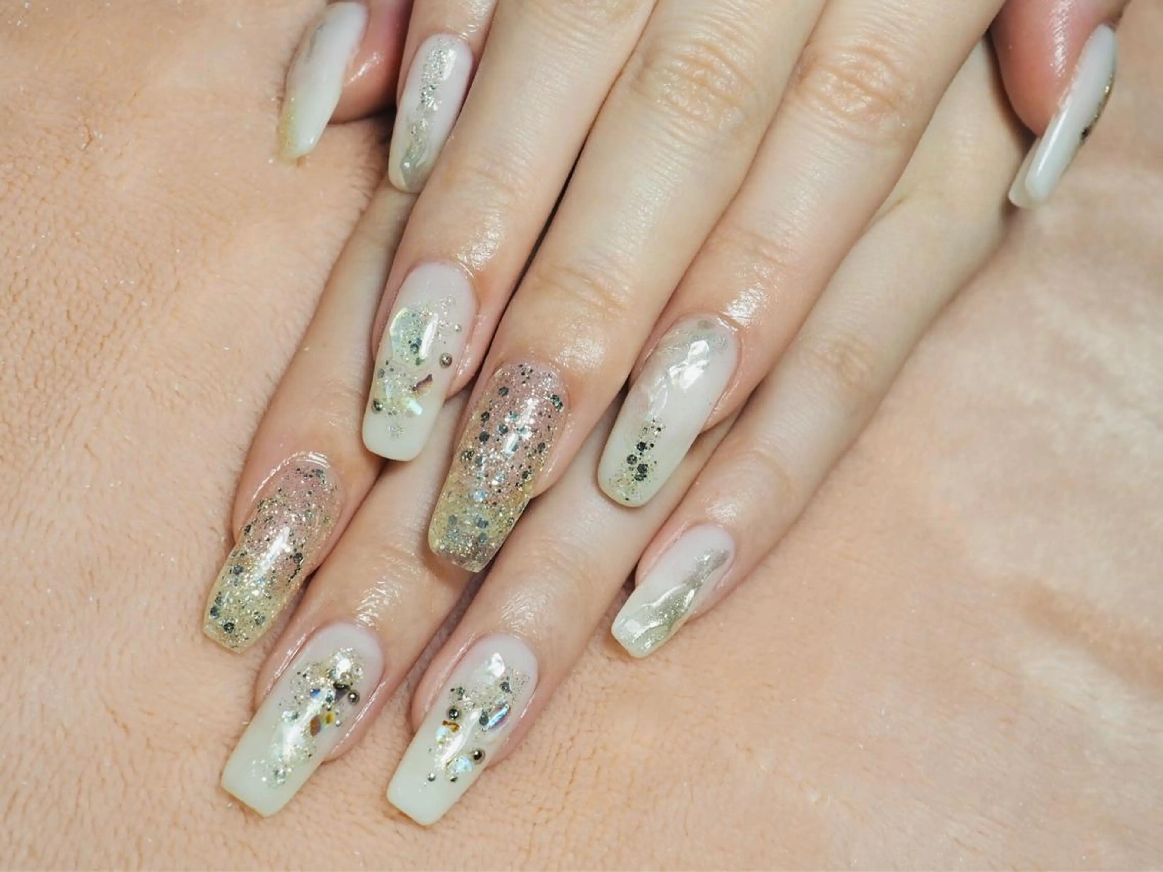 ネイル トップネイリスト Ribbon立川店のネイルデザイン