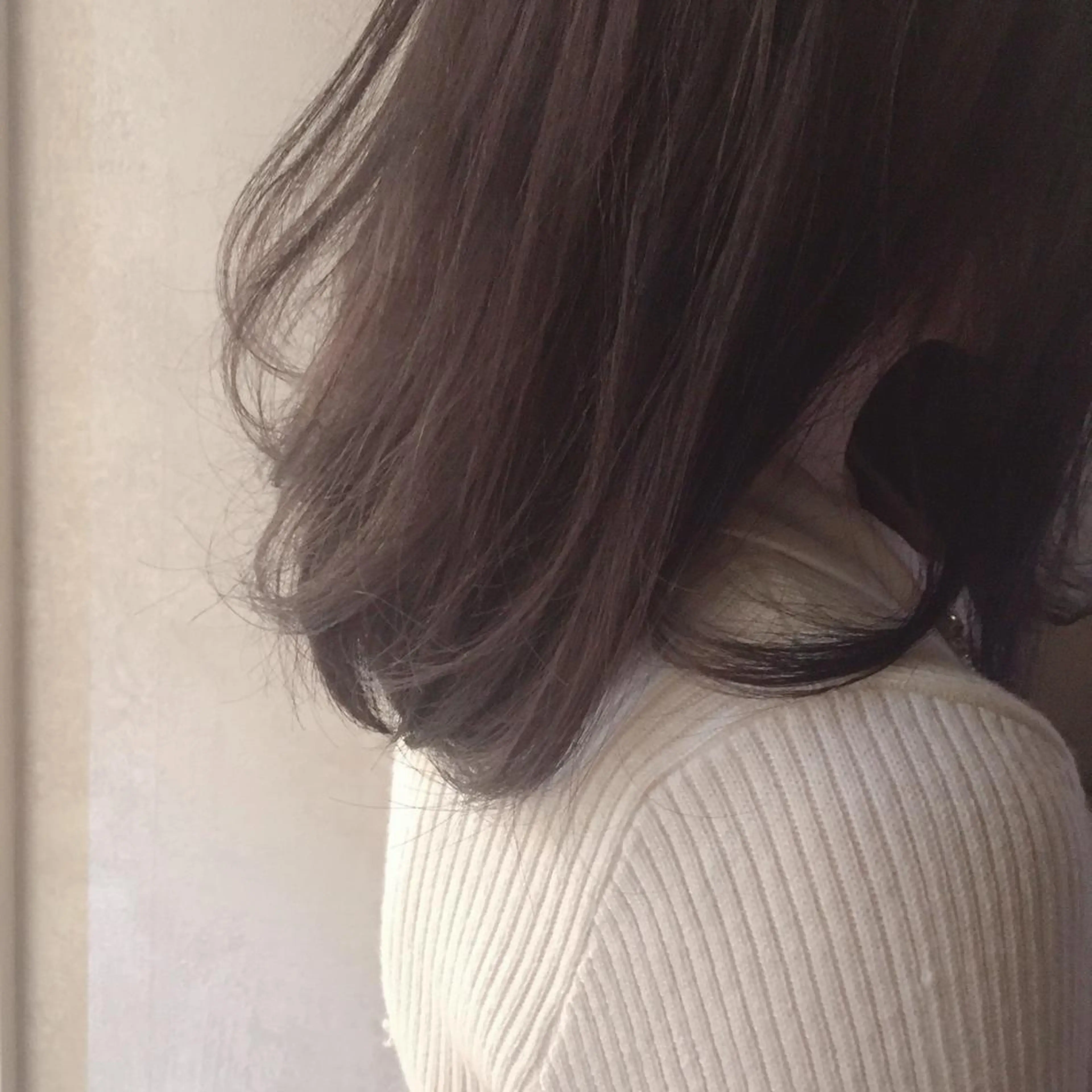 ミディアム カット ヘアカラー トリートメント PHIDGE所属・山下 千明のヘアスタイル